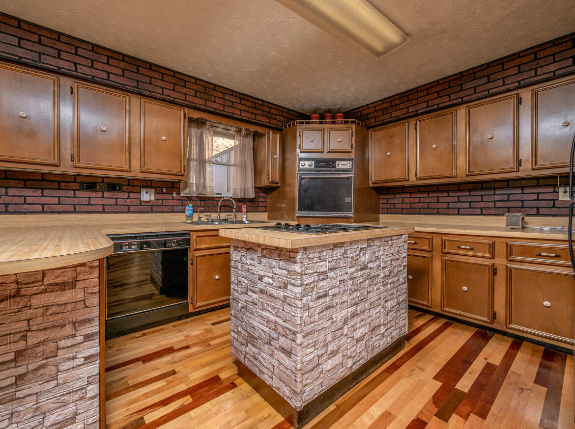 2860 Johnson Fork Property Photo 18