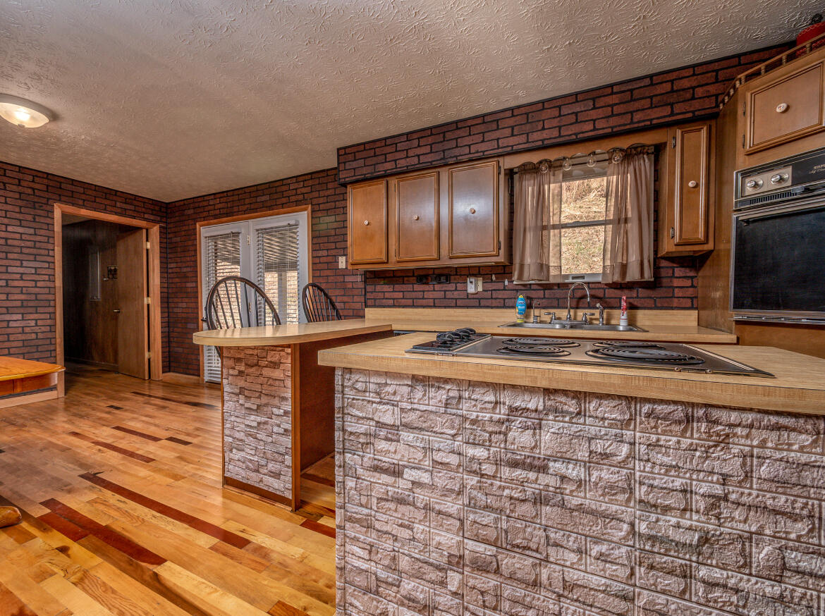 2860 Johnson Fork Property Photo 19