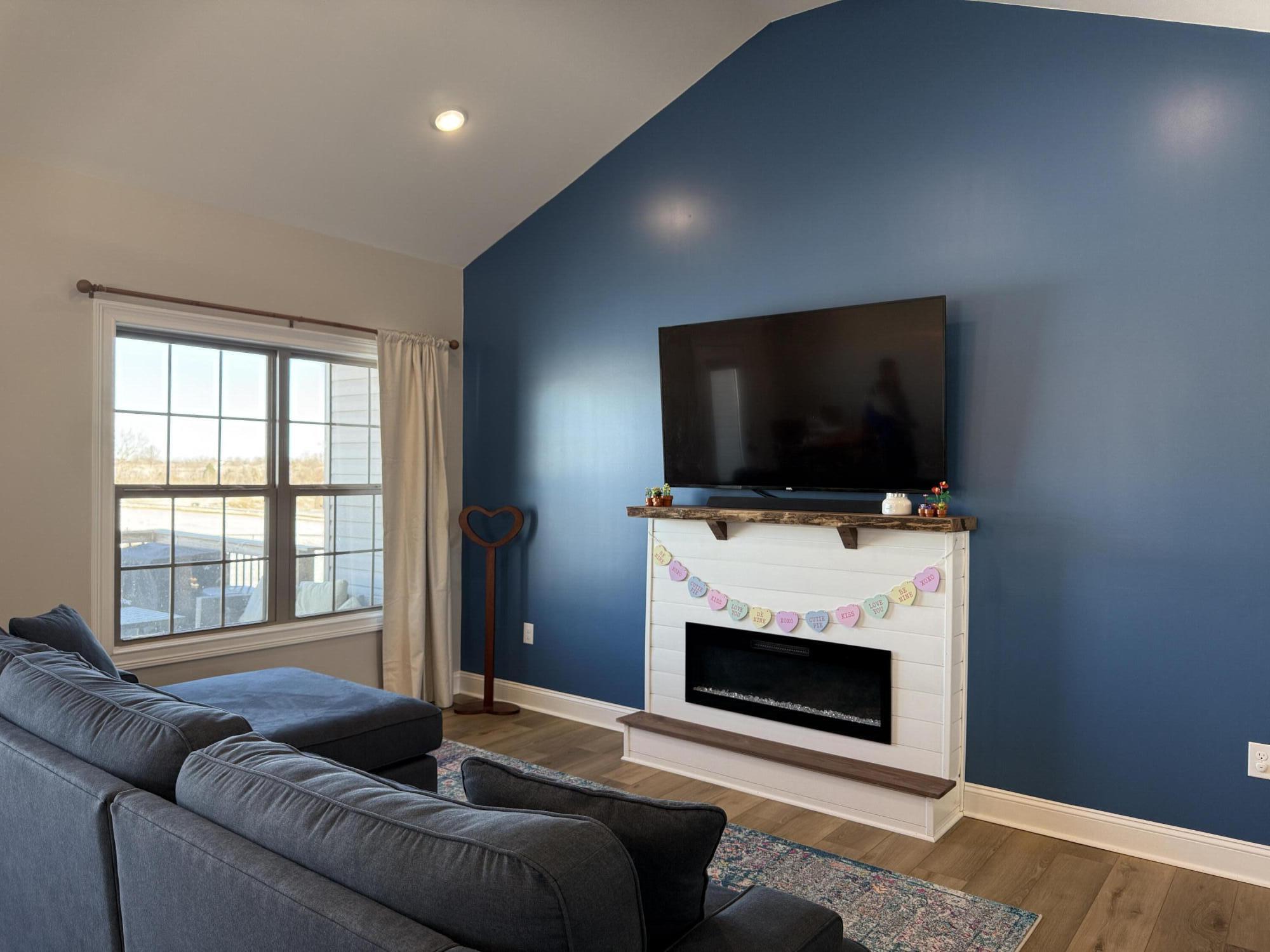 190 Liam Way Property Photo 5