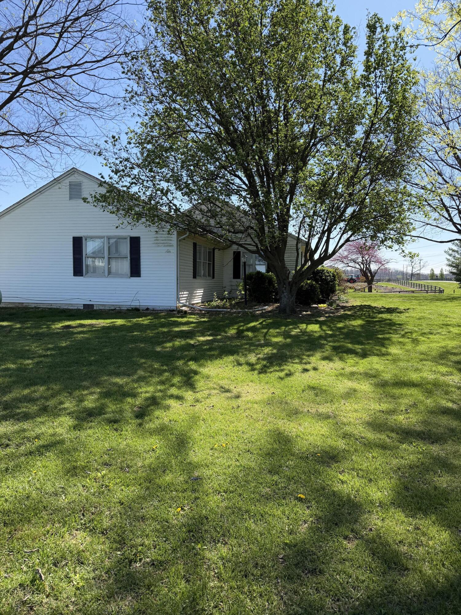 7269 Morehead Road Property Photo 9