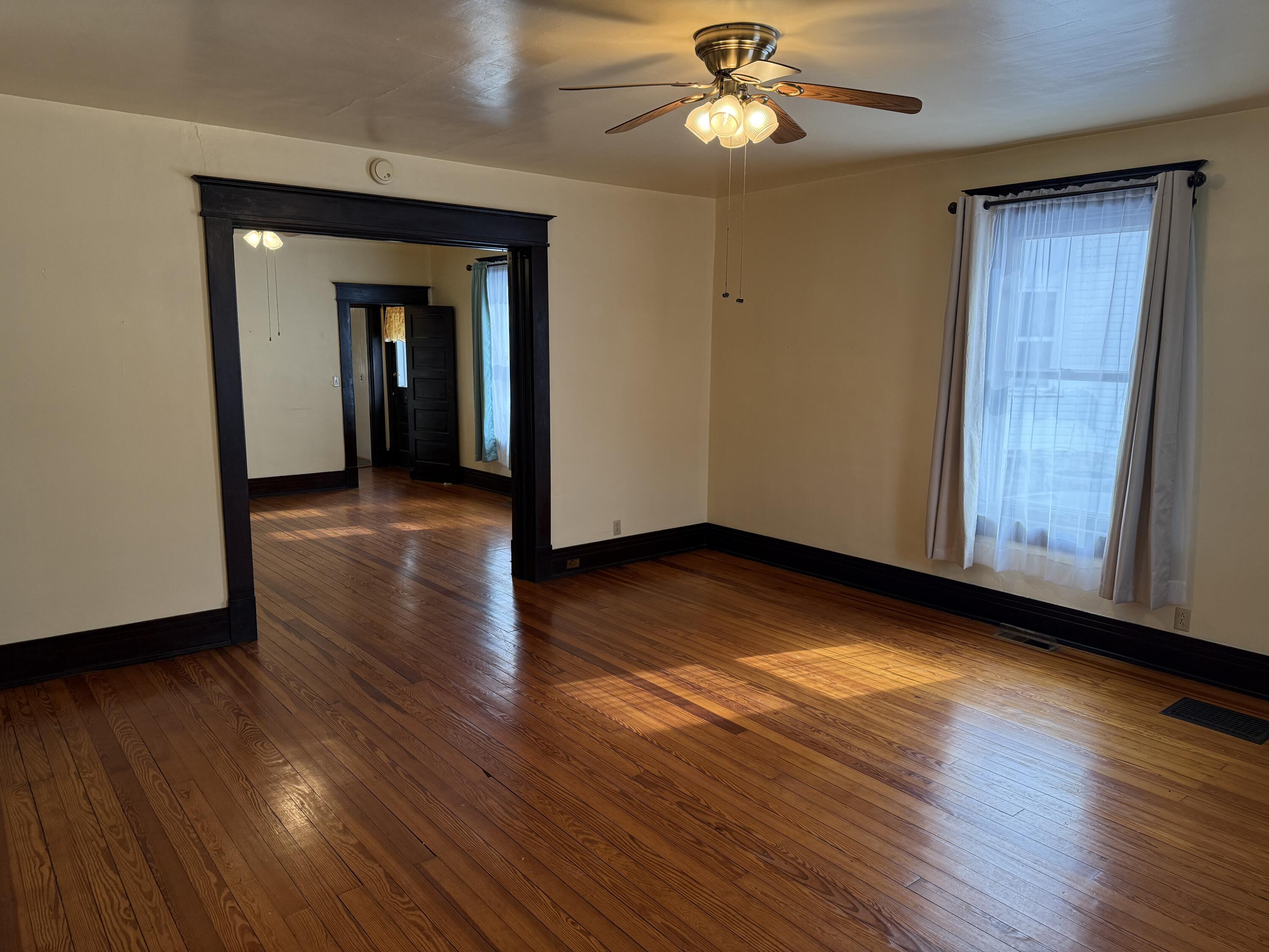 672 Higgins Avenue Property Photo 4