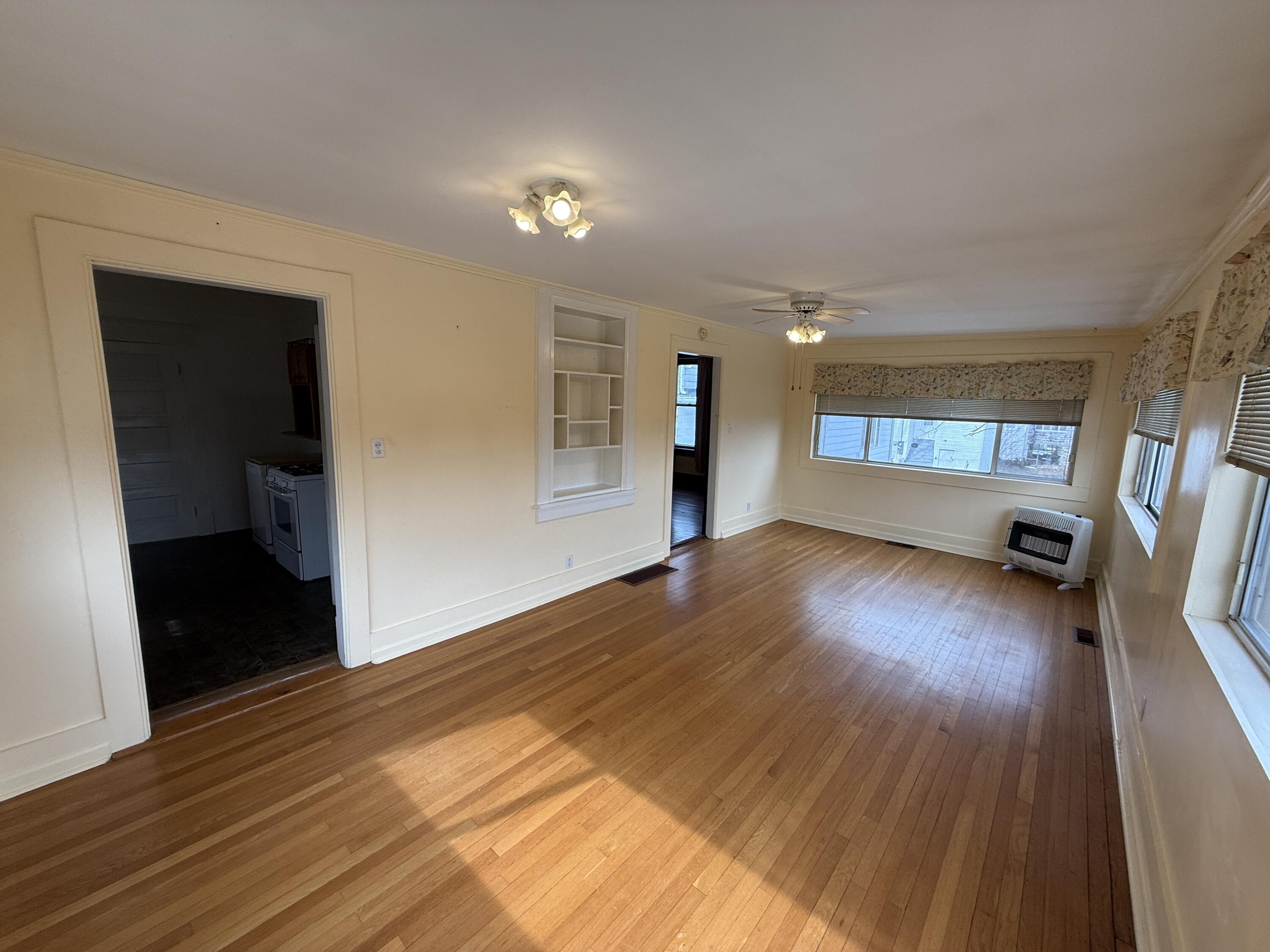 672 Higgins Avenue Property Photo 14