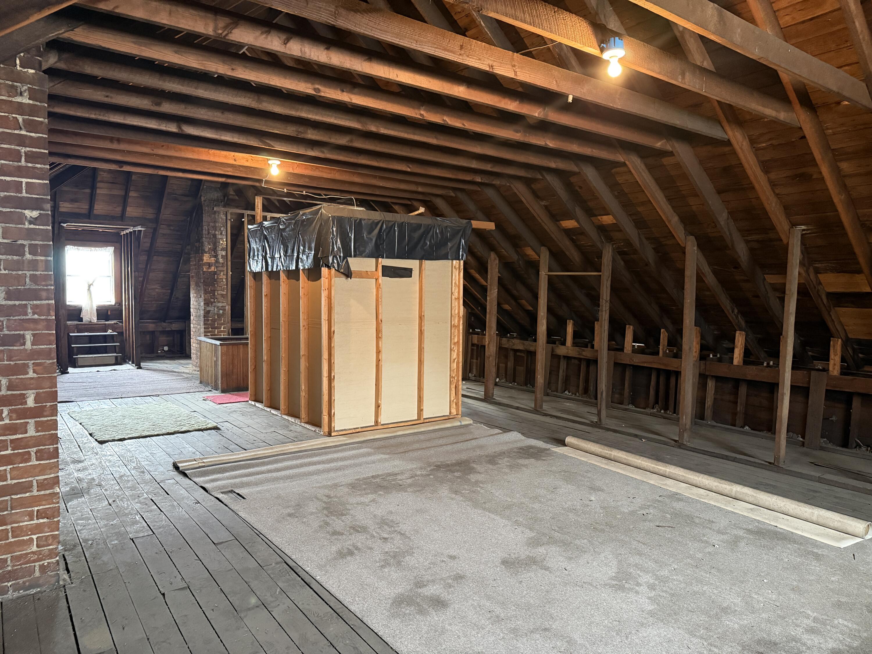 672 Higgins Avenue Property Photo 22