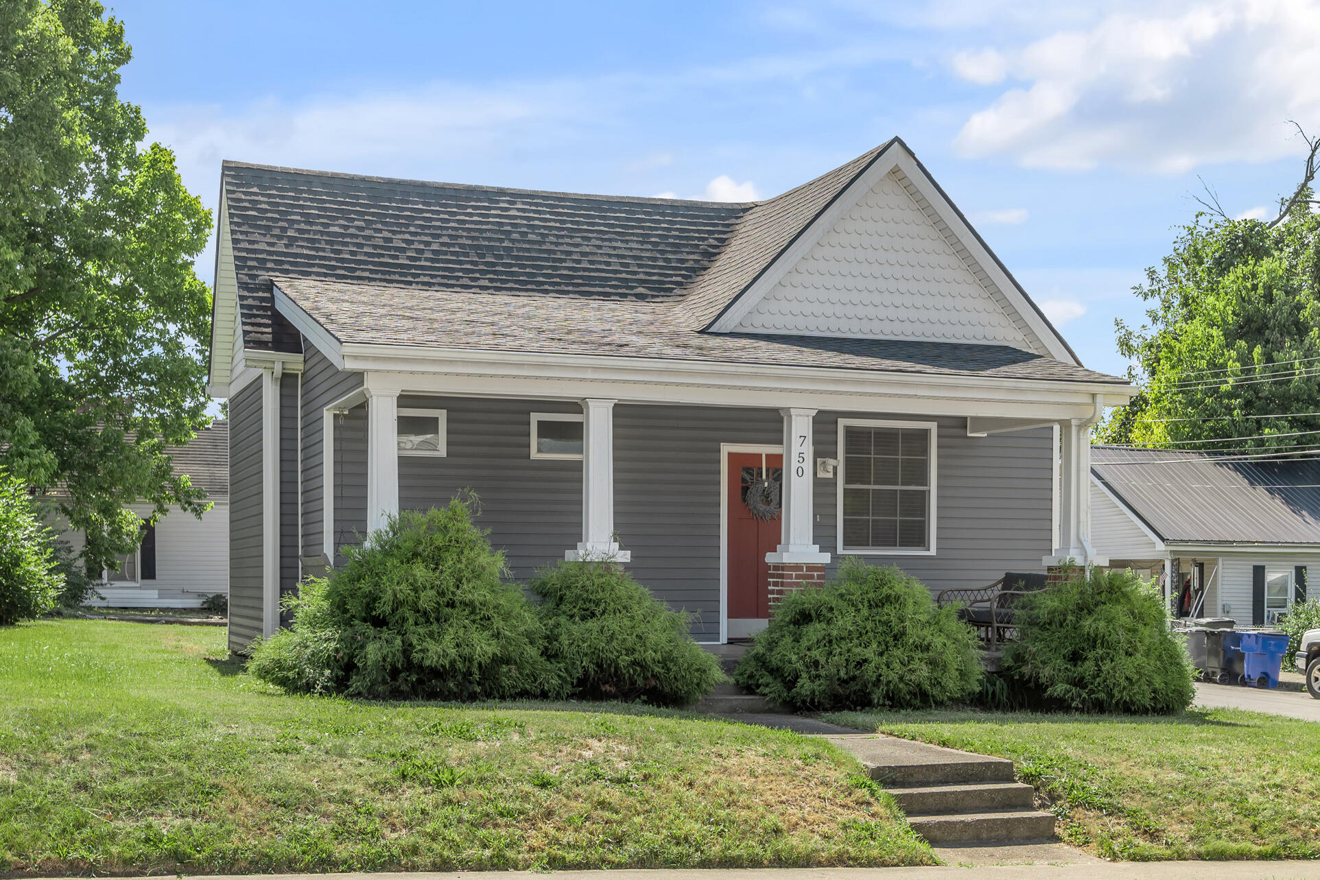 750 Maple Avenue Property Photo 3