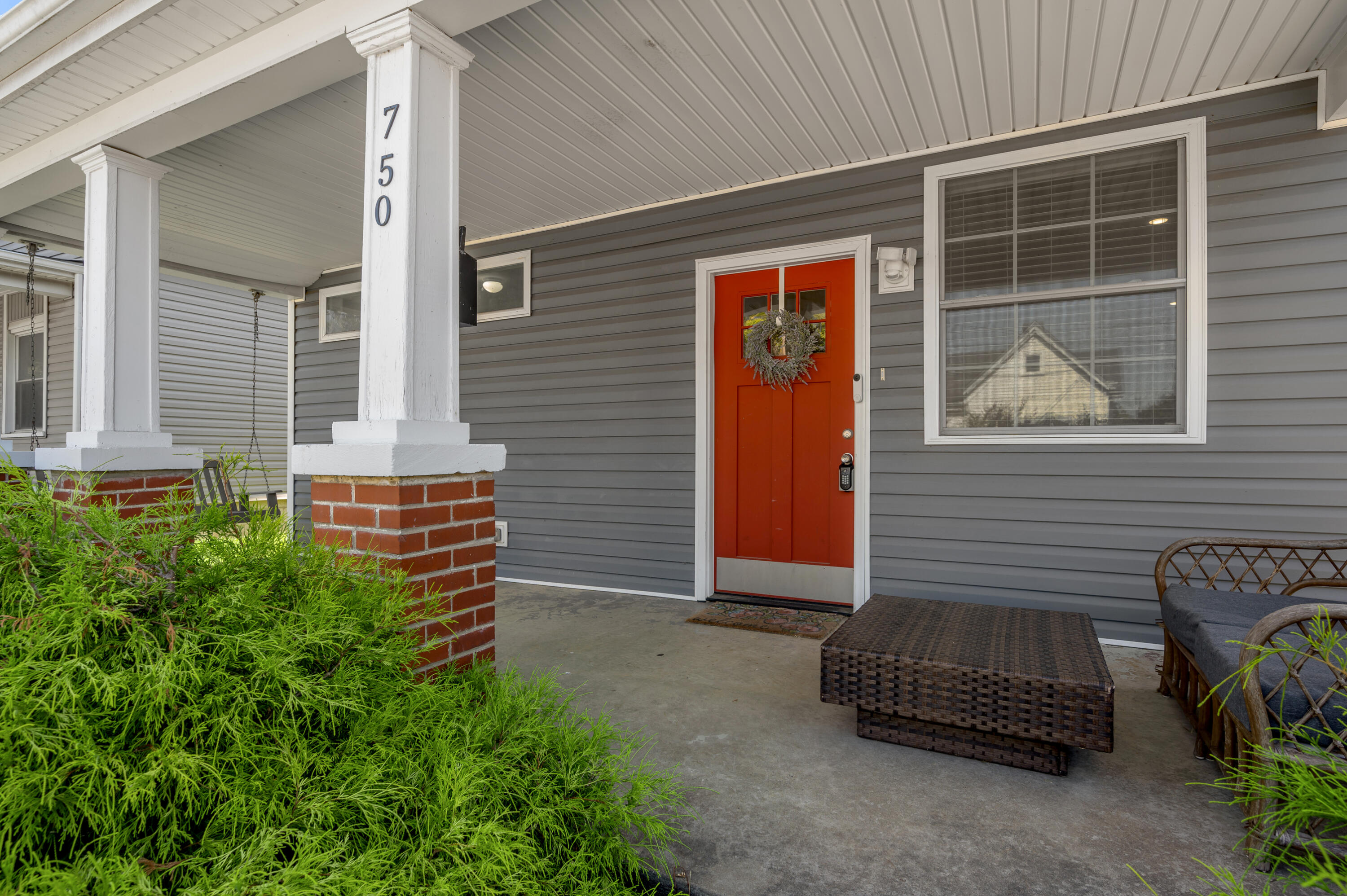 750 Maple Avenue Property Photo 5