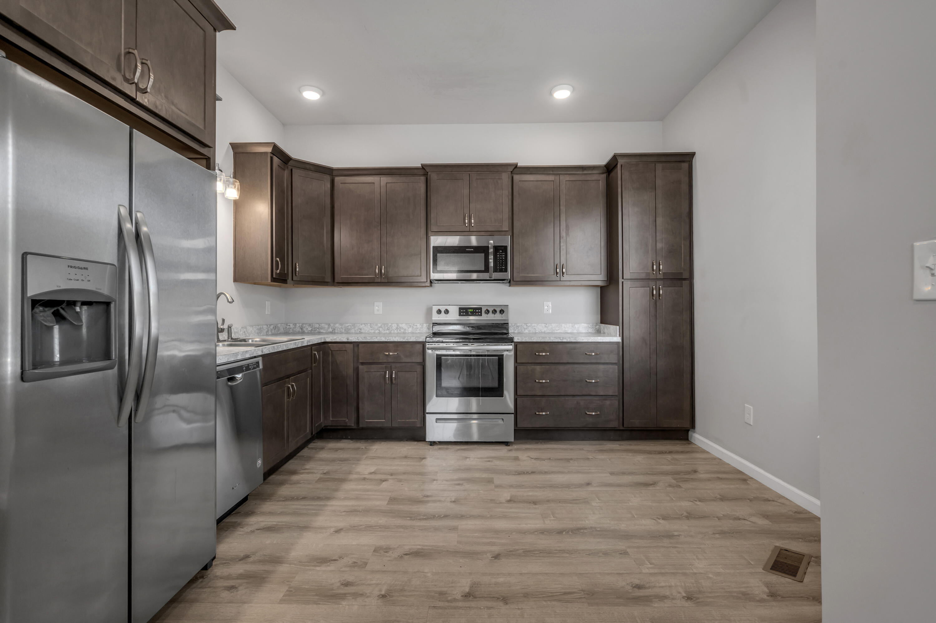 750 Maple Avenue Property Photo 15