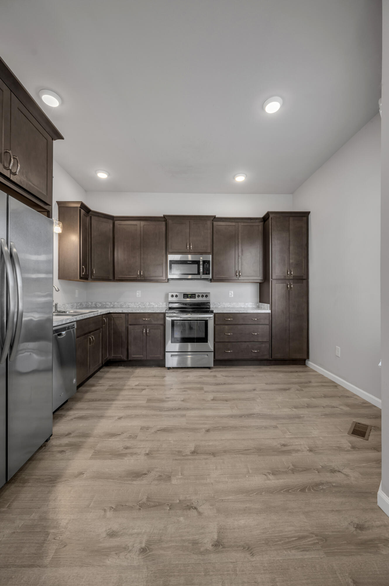 750 Maple Avenue Property Photo 16
