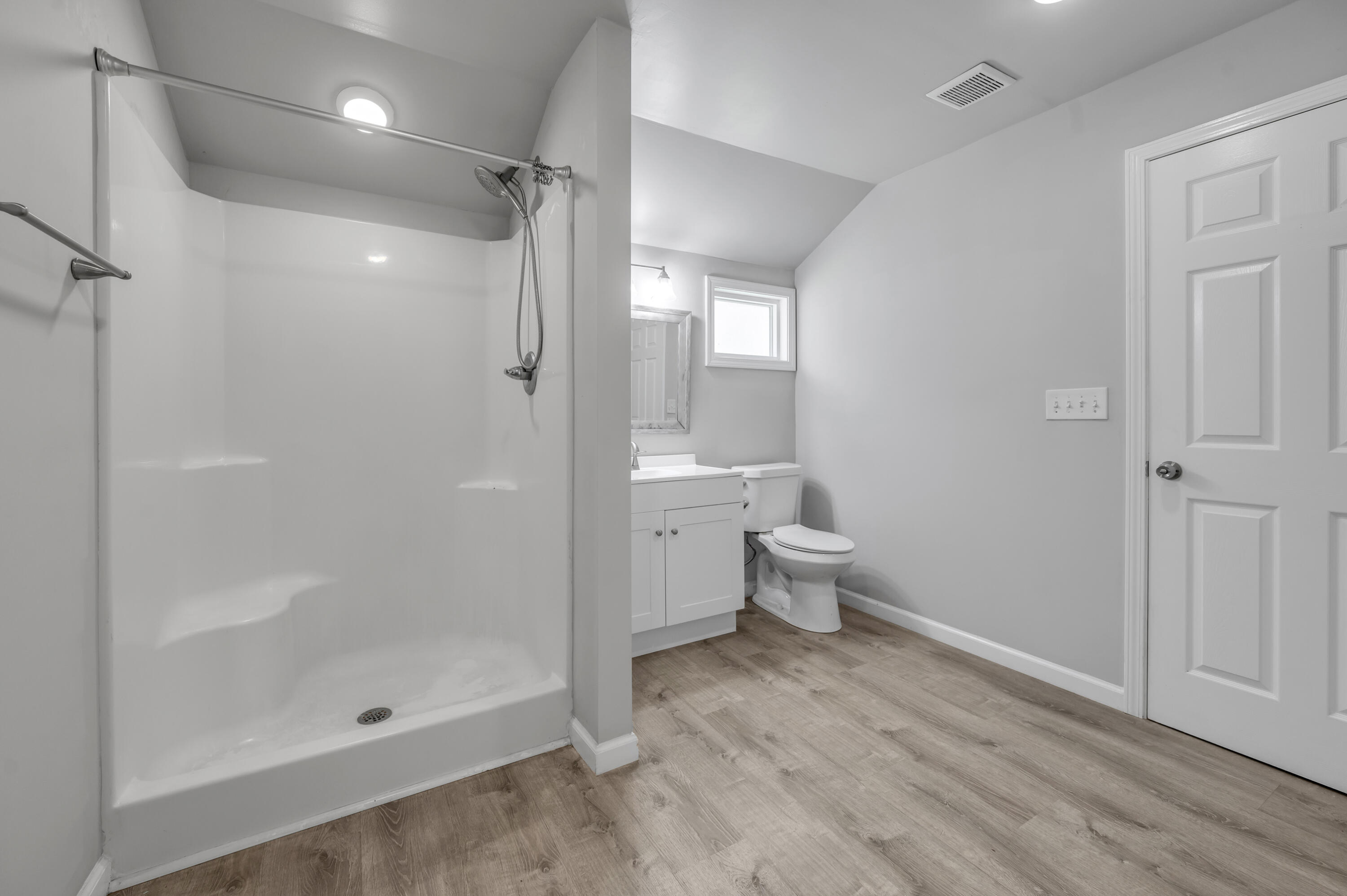 750 Maple Avenue Property Photo 29