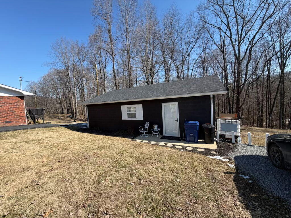 184 Osborne Road Property Photo 5