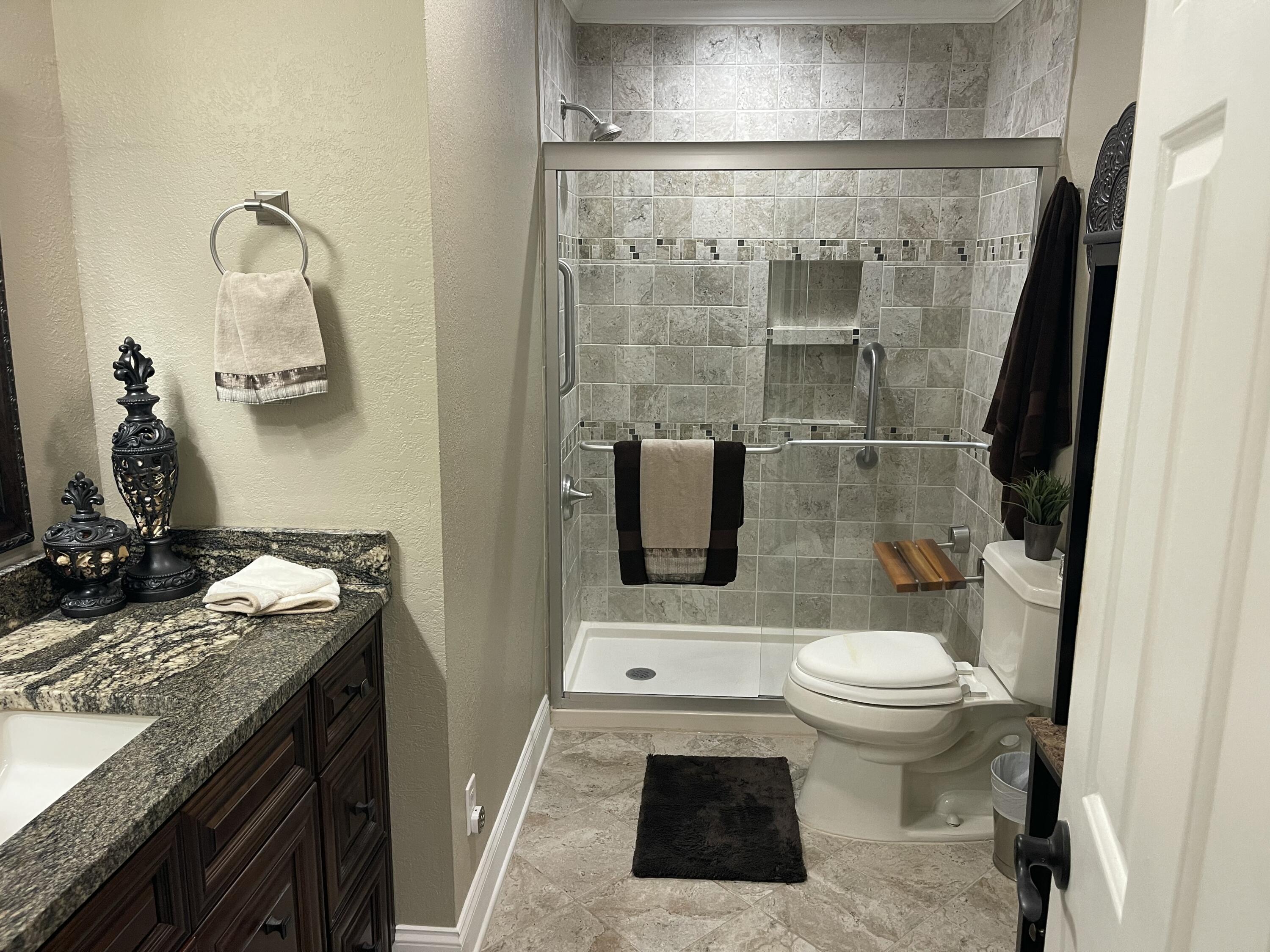 184 Osborne Road Property Photo 32