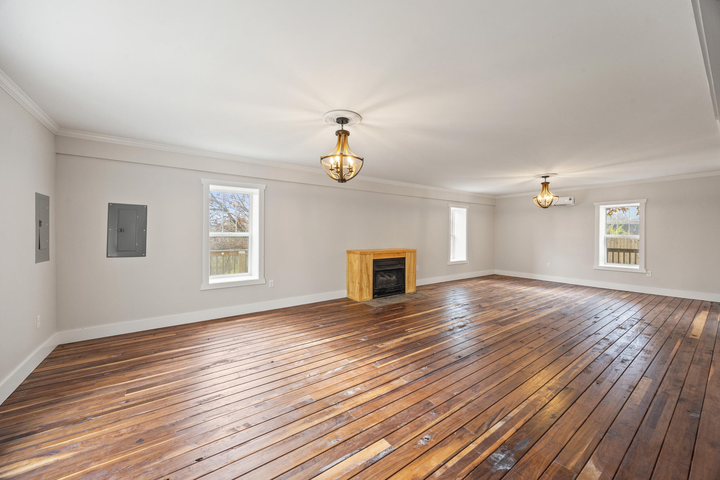 4646 Hinton Webber Road Property Photo 23