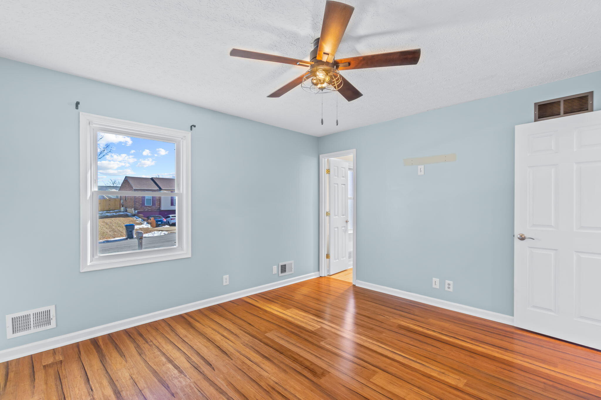 8010 Northern Spy Drive Property Photo 37