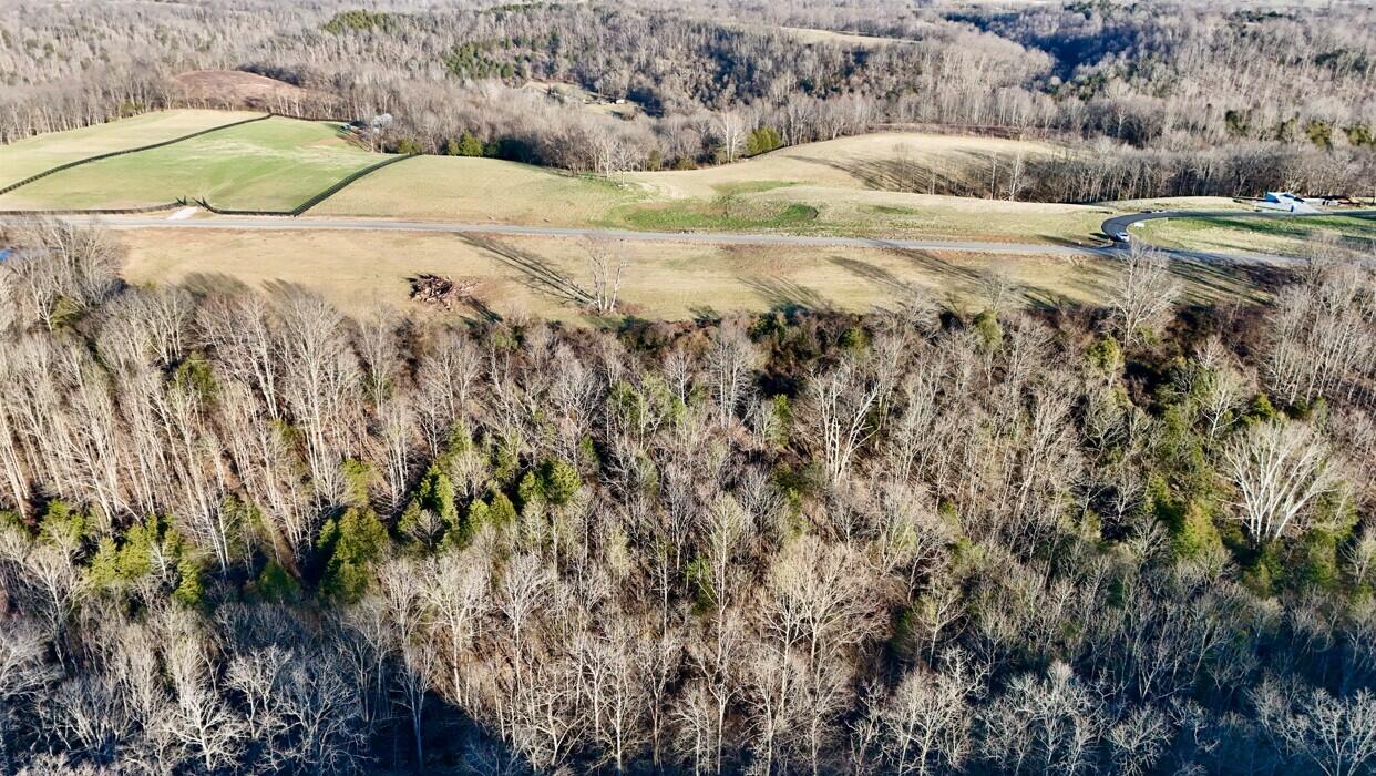 5321 Sugar Creek Road Property Photo 2