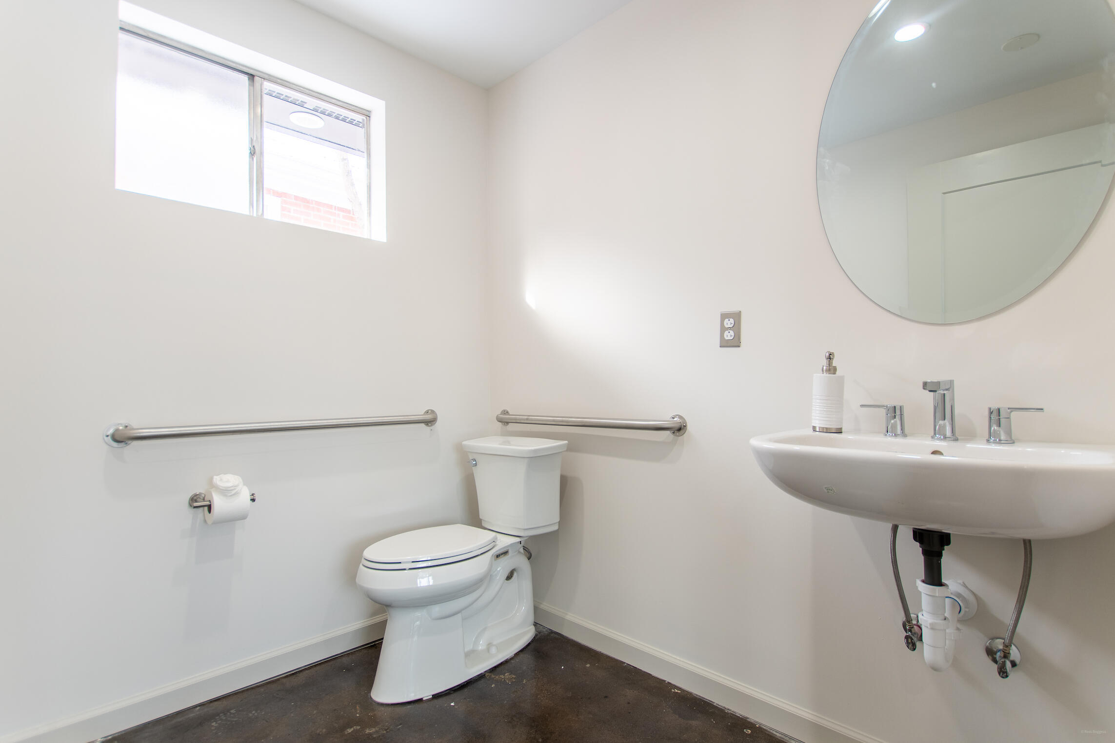 804 Chevy Chase Place 103 Property Photo 8