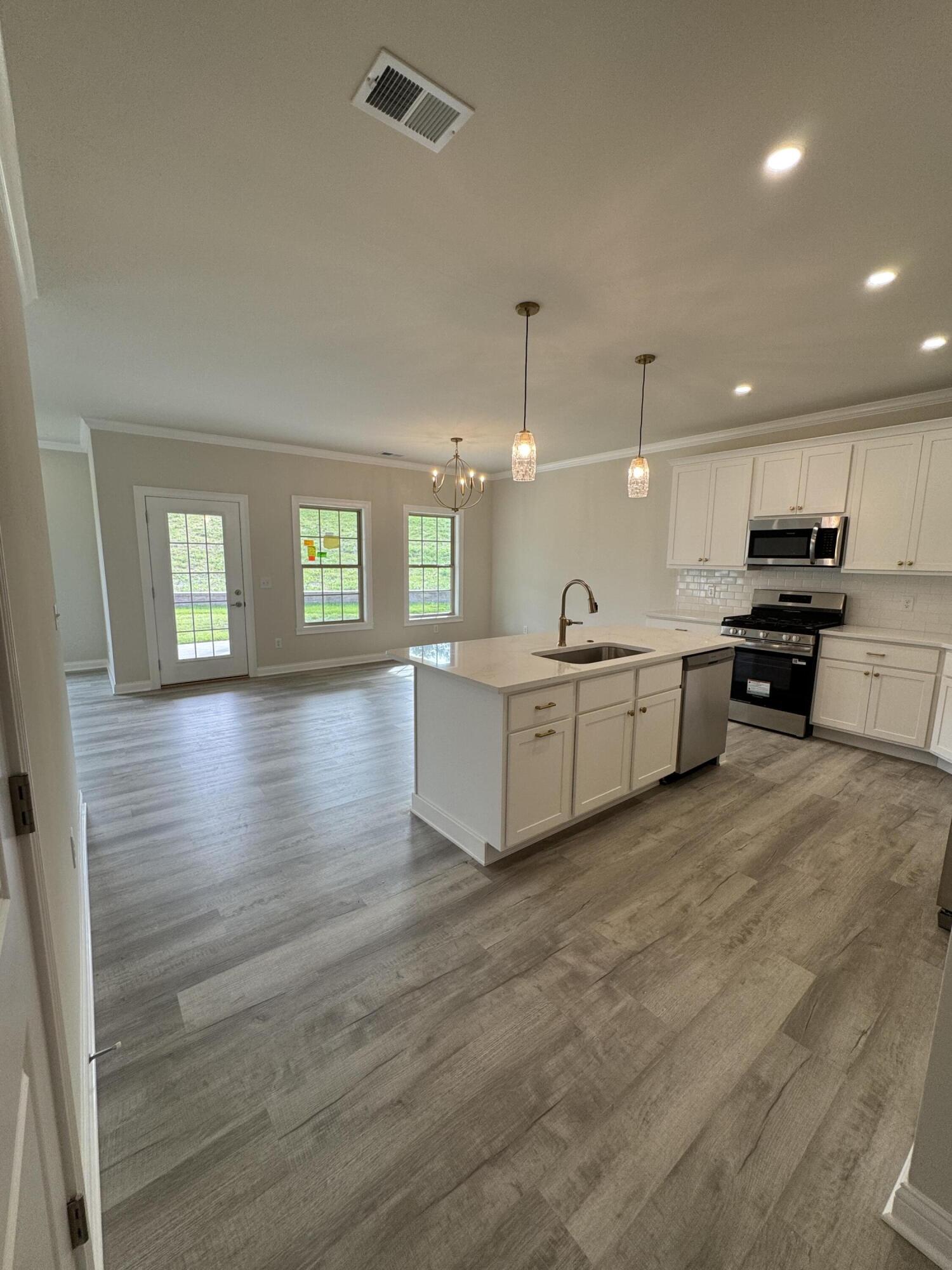 144 Winding Creek Drive Property Photo 13