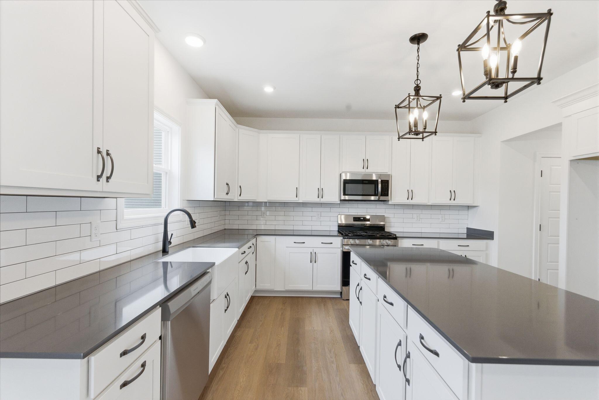 105 Roland Court Property Photo 11