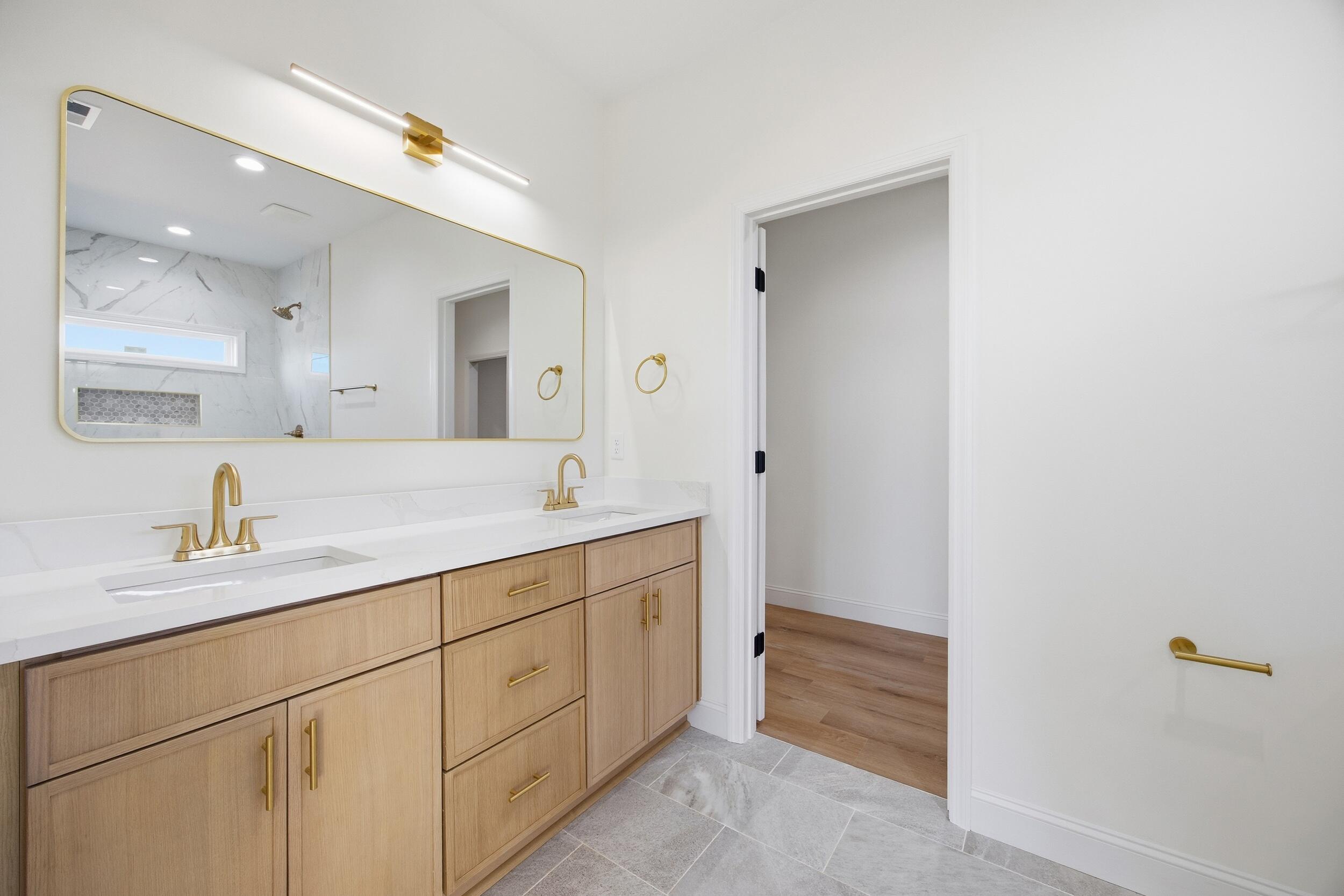 323 Mohegan Trail Property Photo 16