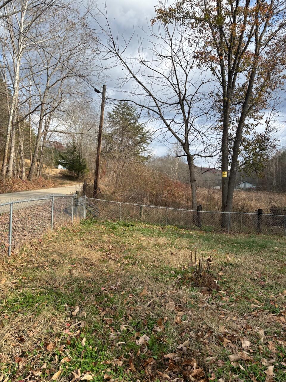 2647 Taylor School Road Property Photo 3