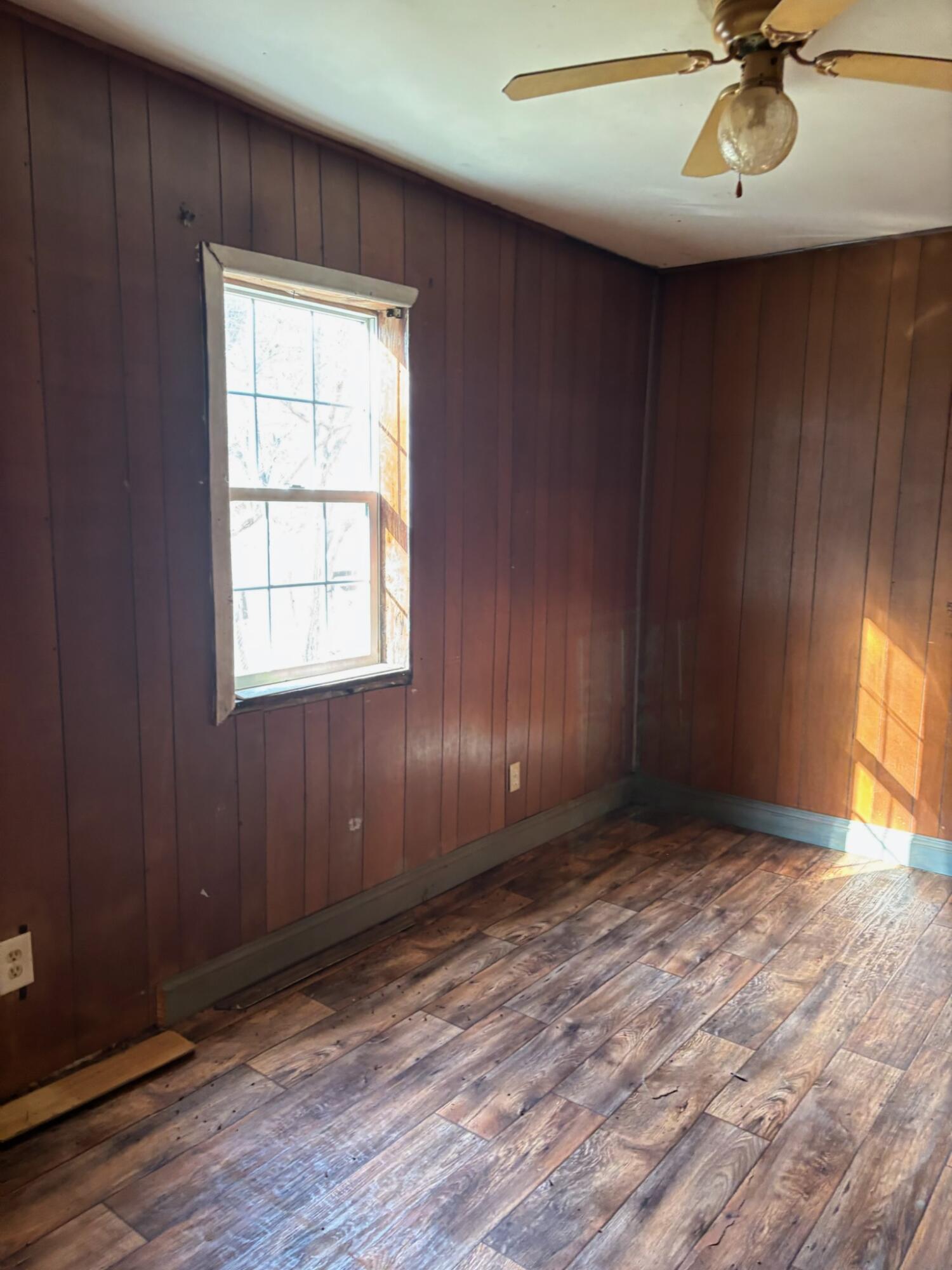 2647 Taylor School Road Property Photo 10