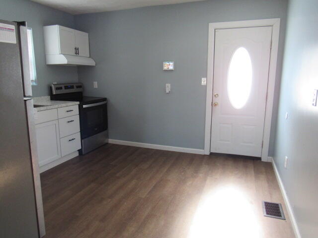 410 E Locust Street Property Photo 16