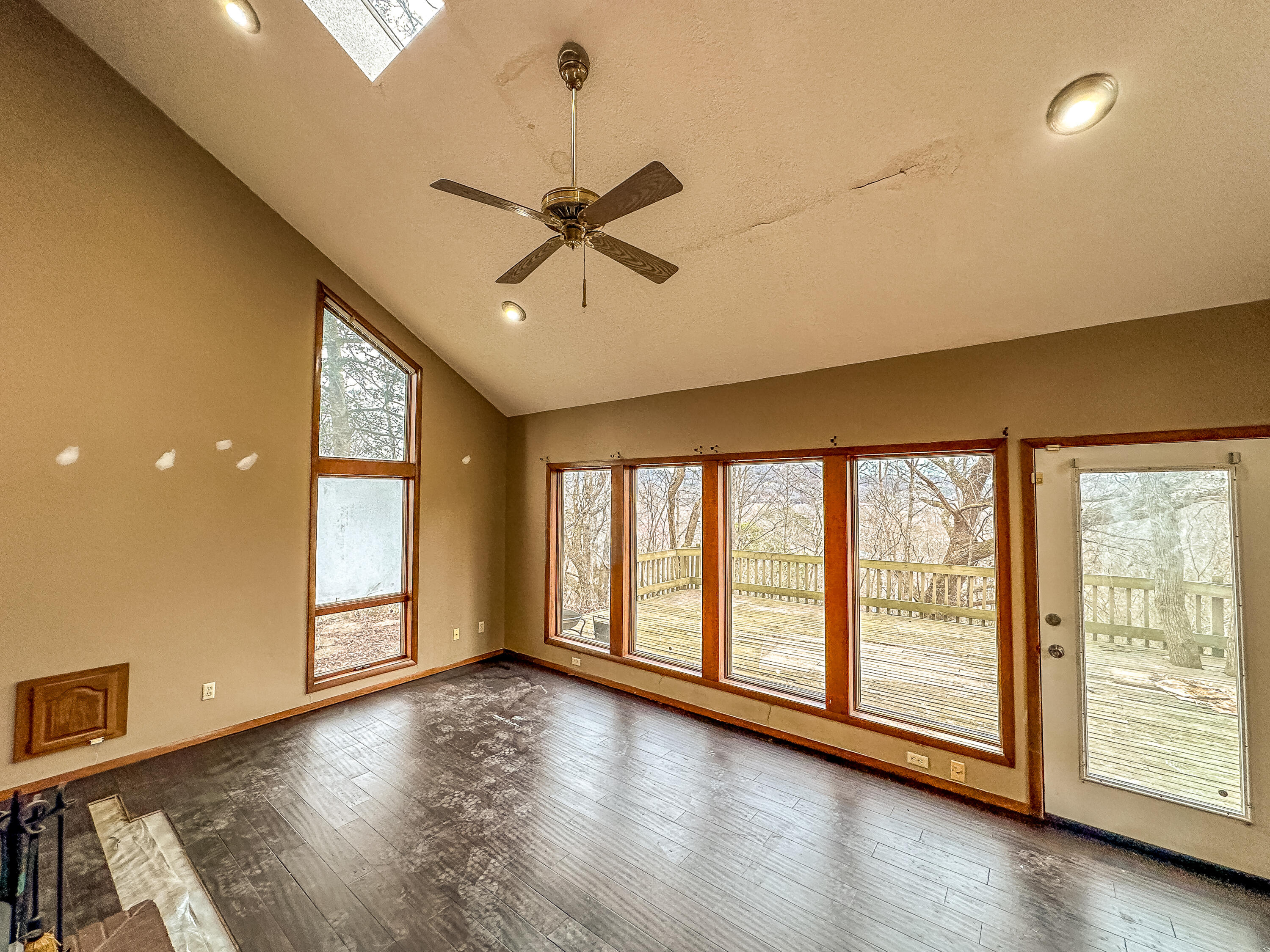 79 Falin Lane Property Photo 8