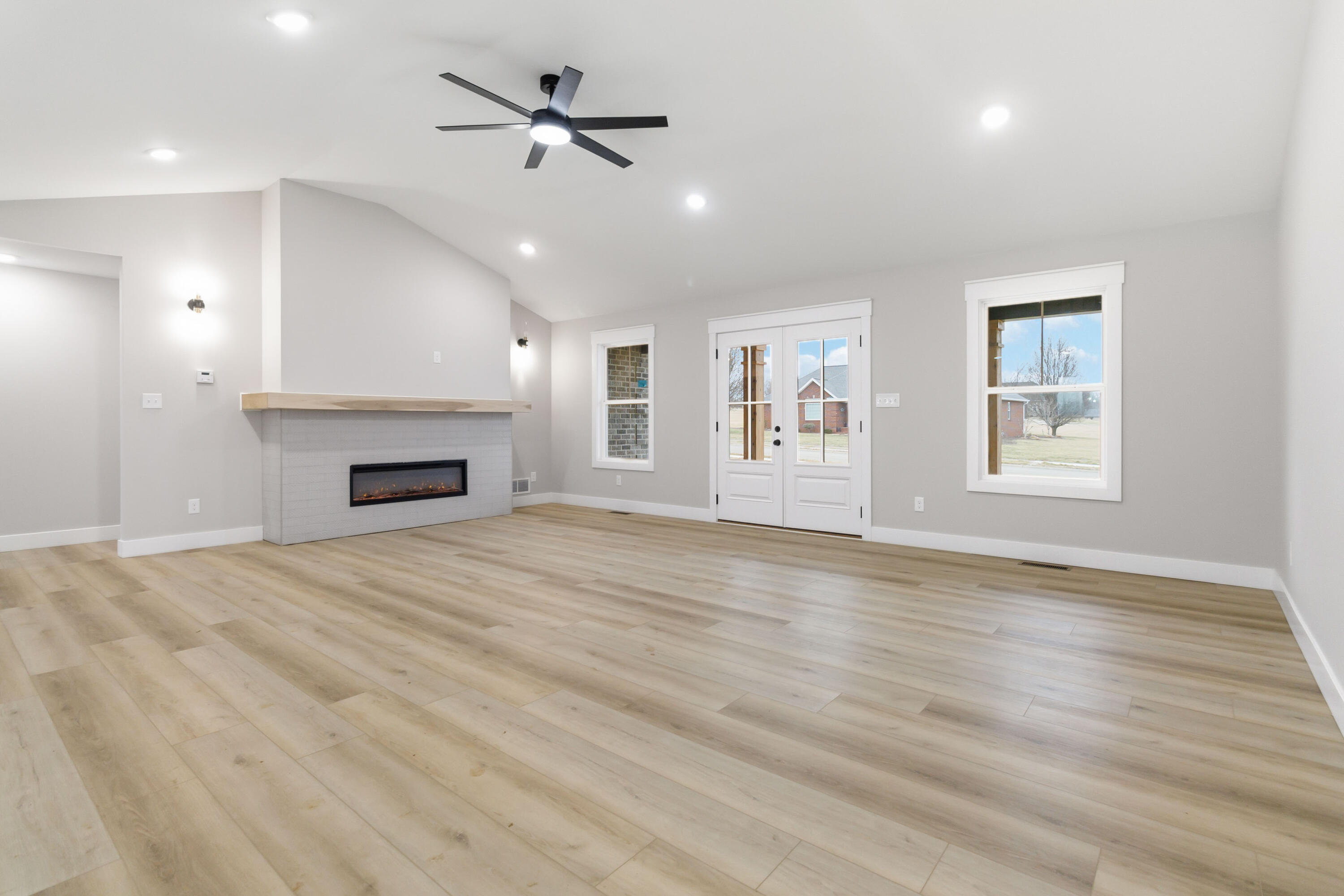 120 Three Wood Lane Property Photo 13