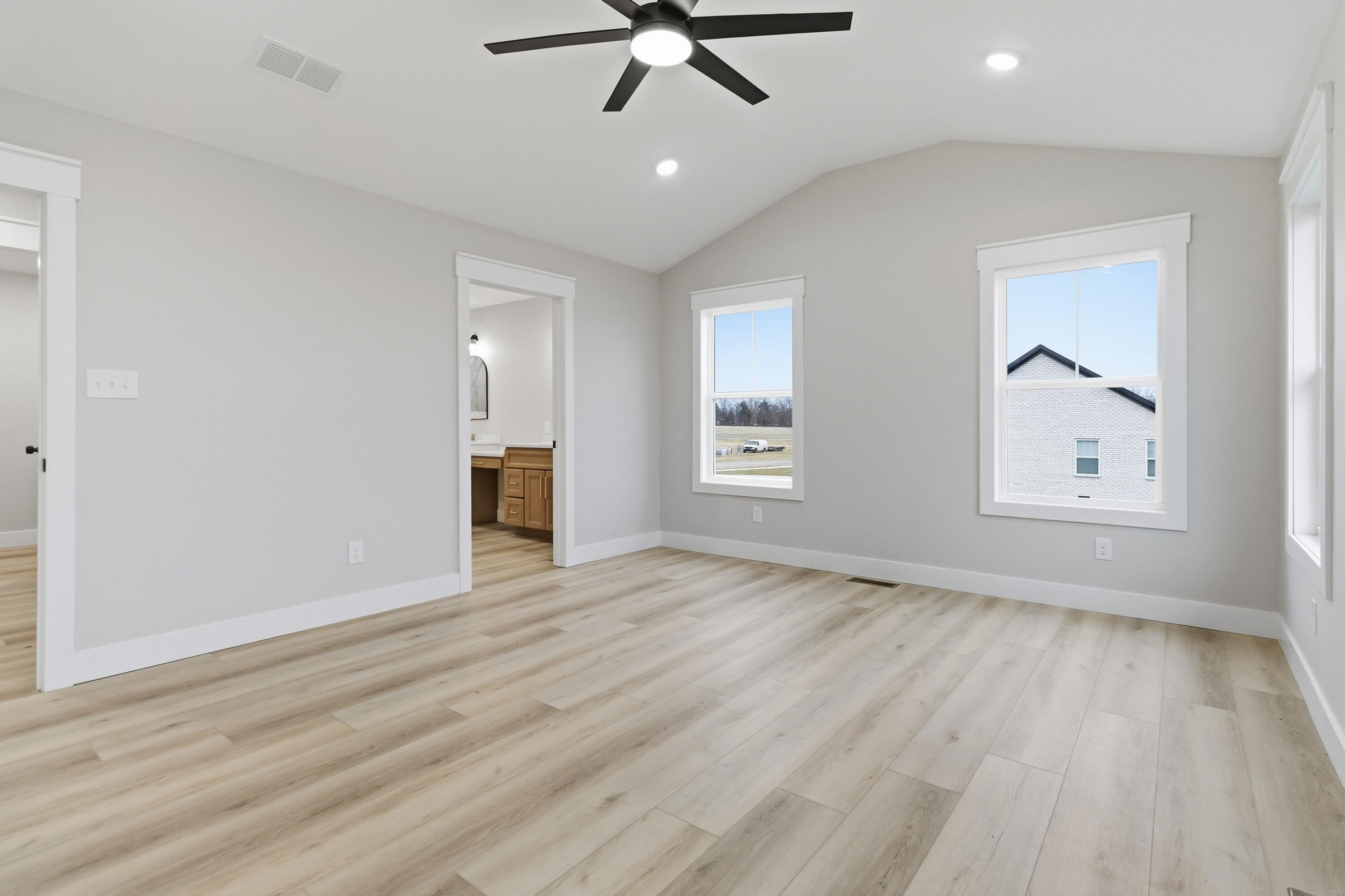 120 Three Wood Lane Property Photo 25