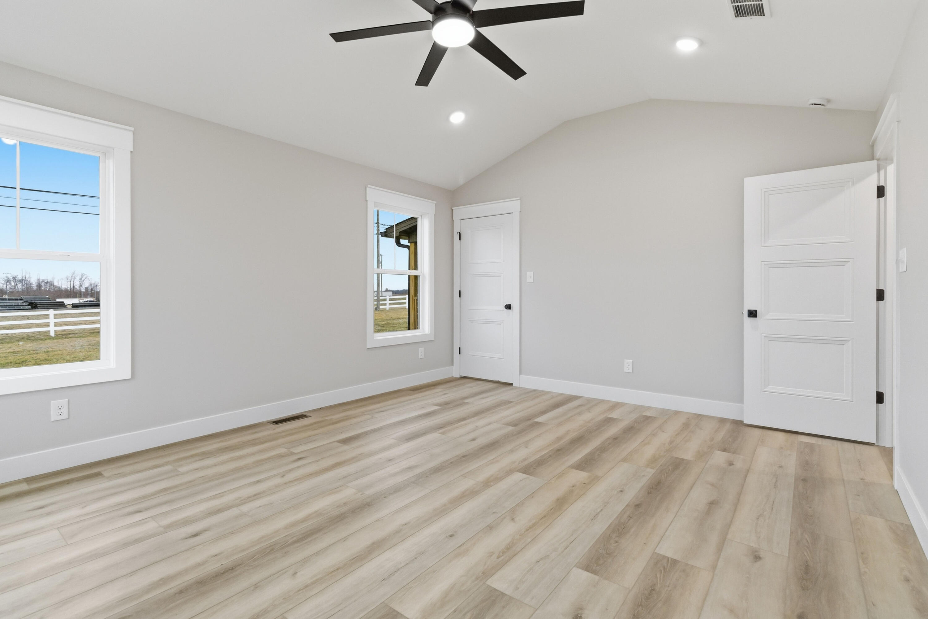 120 Three Wood Lane Property Photo 33