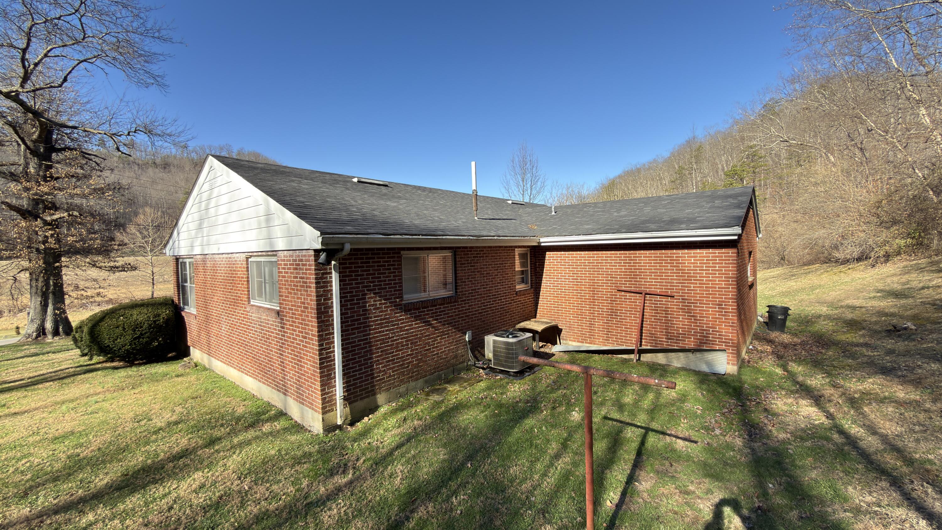 408 Hwy. 421 Property Photo 7