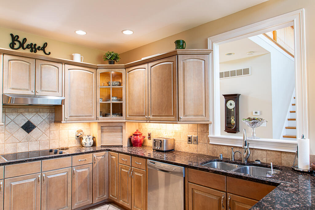131 Jeannette Avenue Property Photo 14