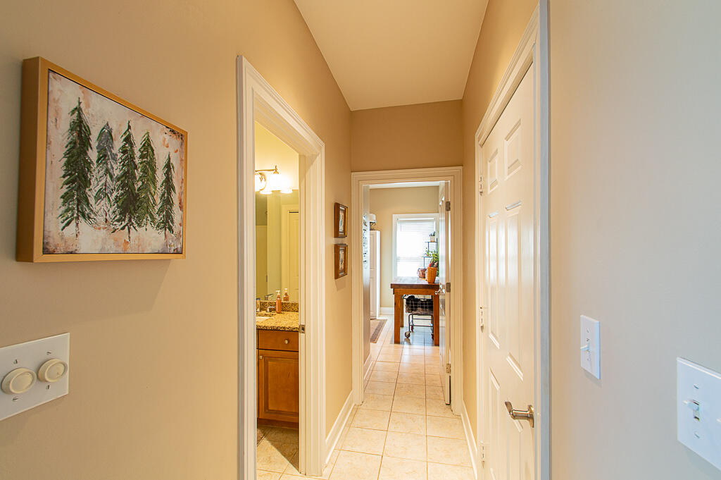 131 Jeannette Avenue Property Photo 15