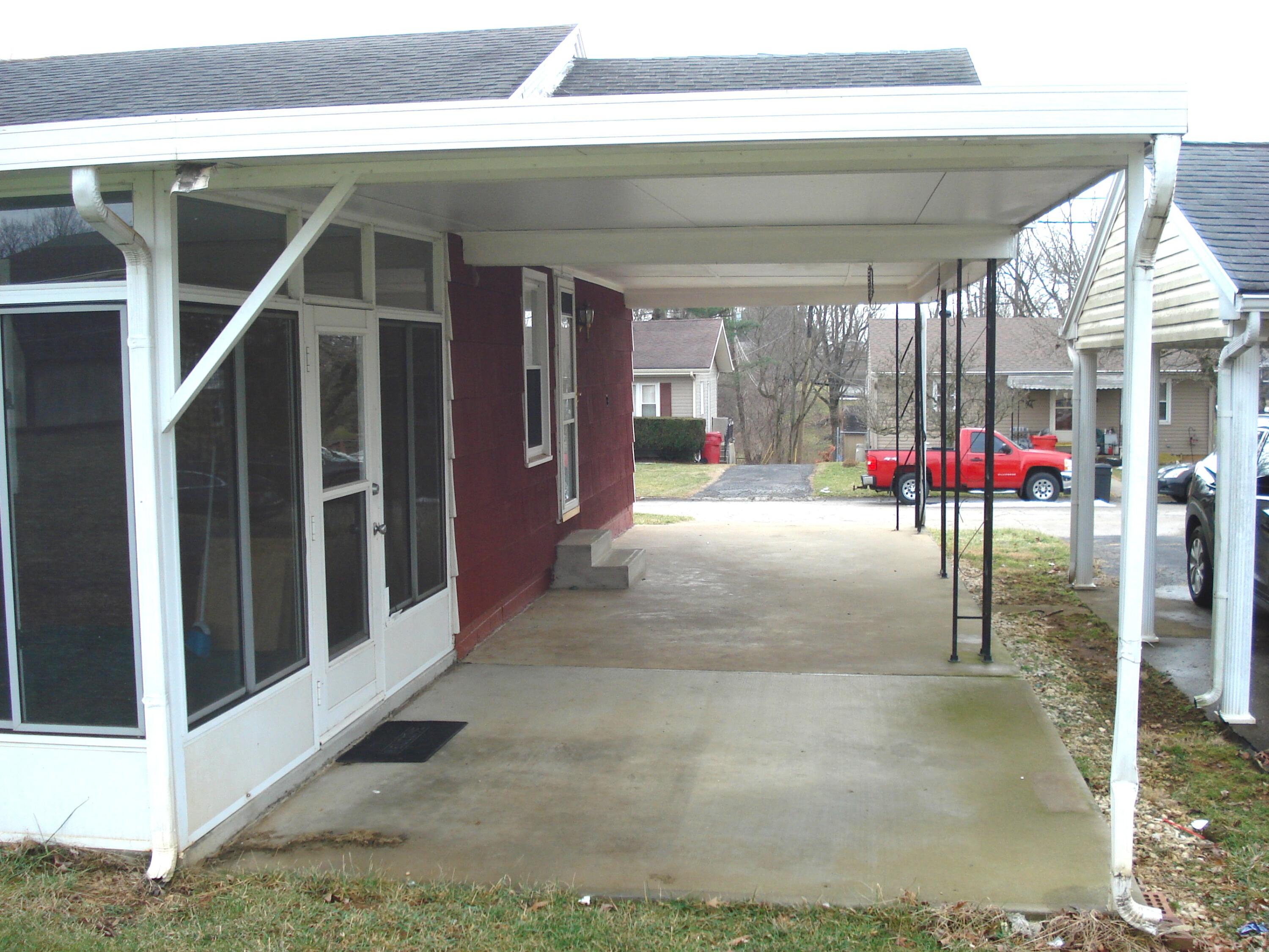 404 Broadway Avenue Property Photo 3