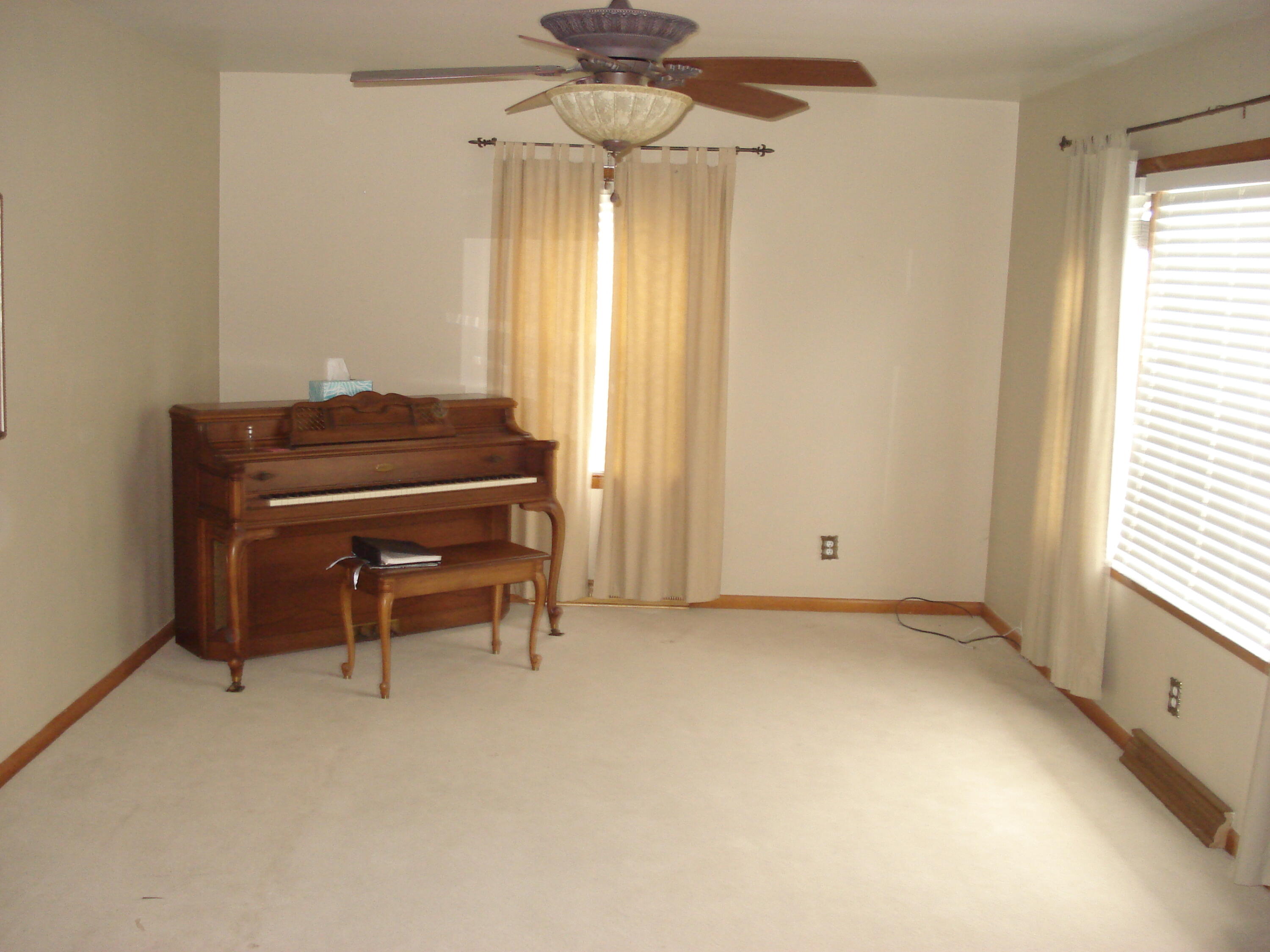 404 Broadway Avenue Property Photo 9