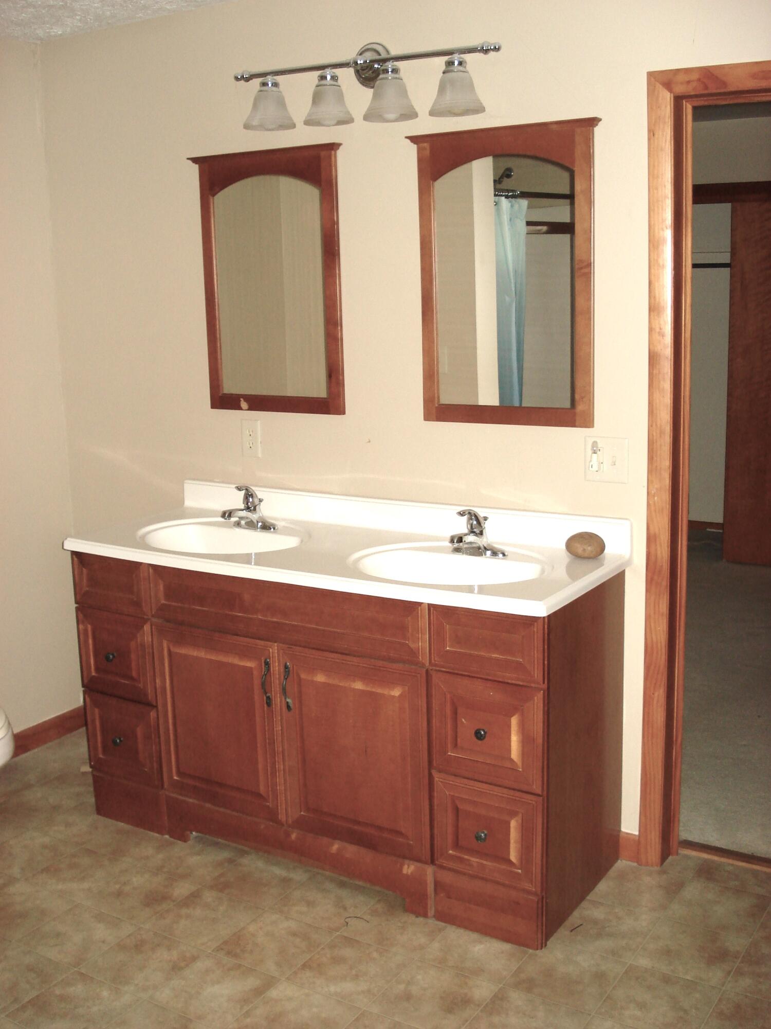 404 Broadway Avenue Property Photo 13