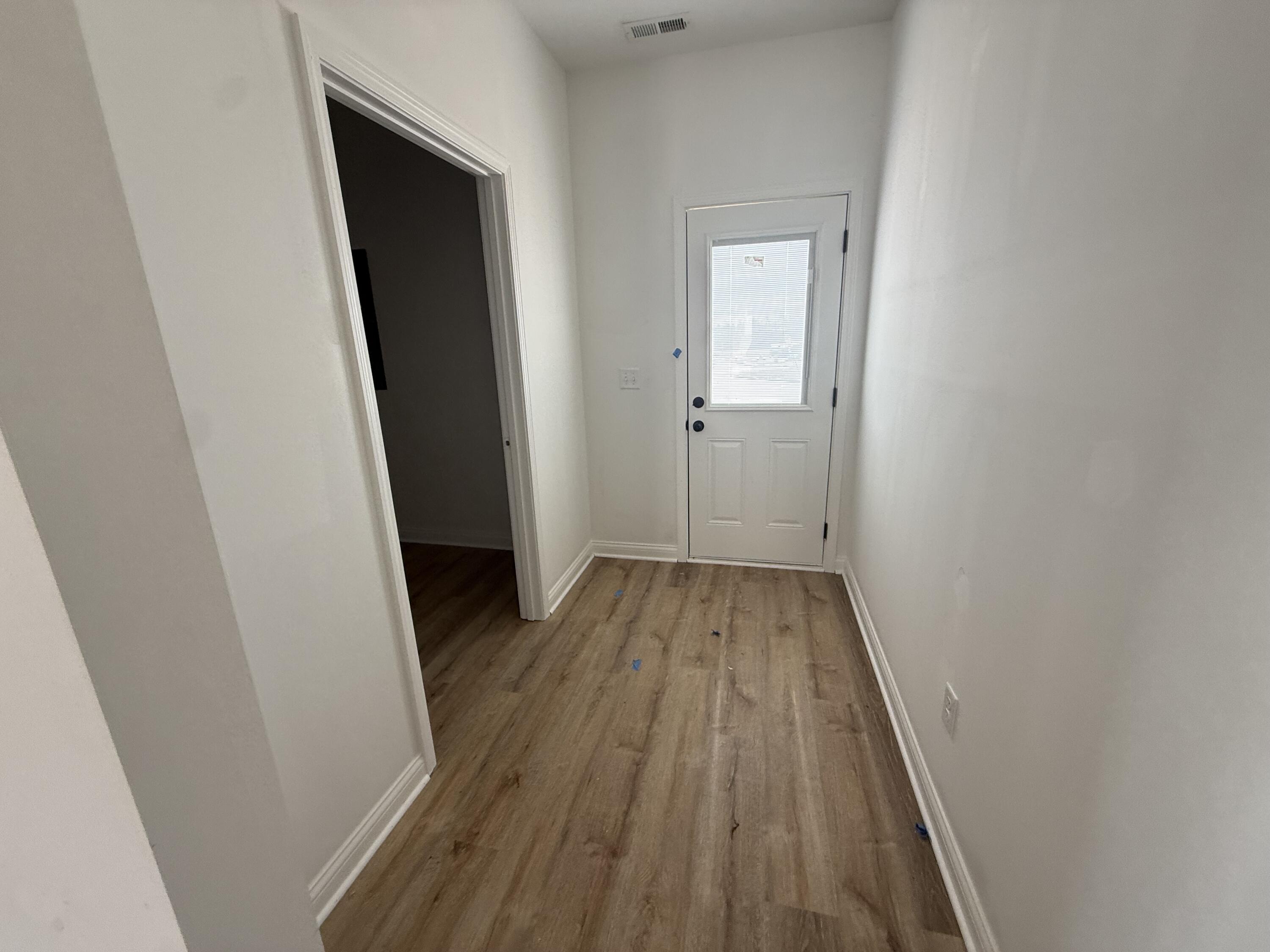 844 #4 Ridgewood Drive Property Photo 4