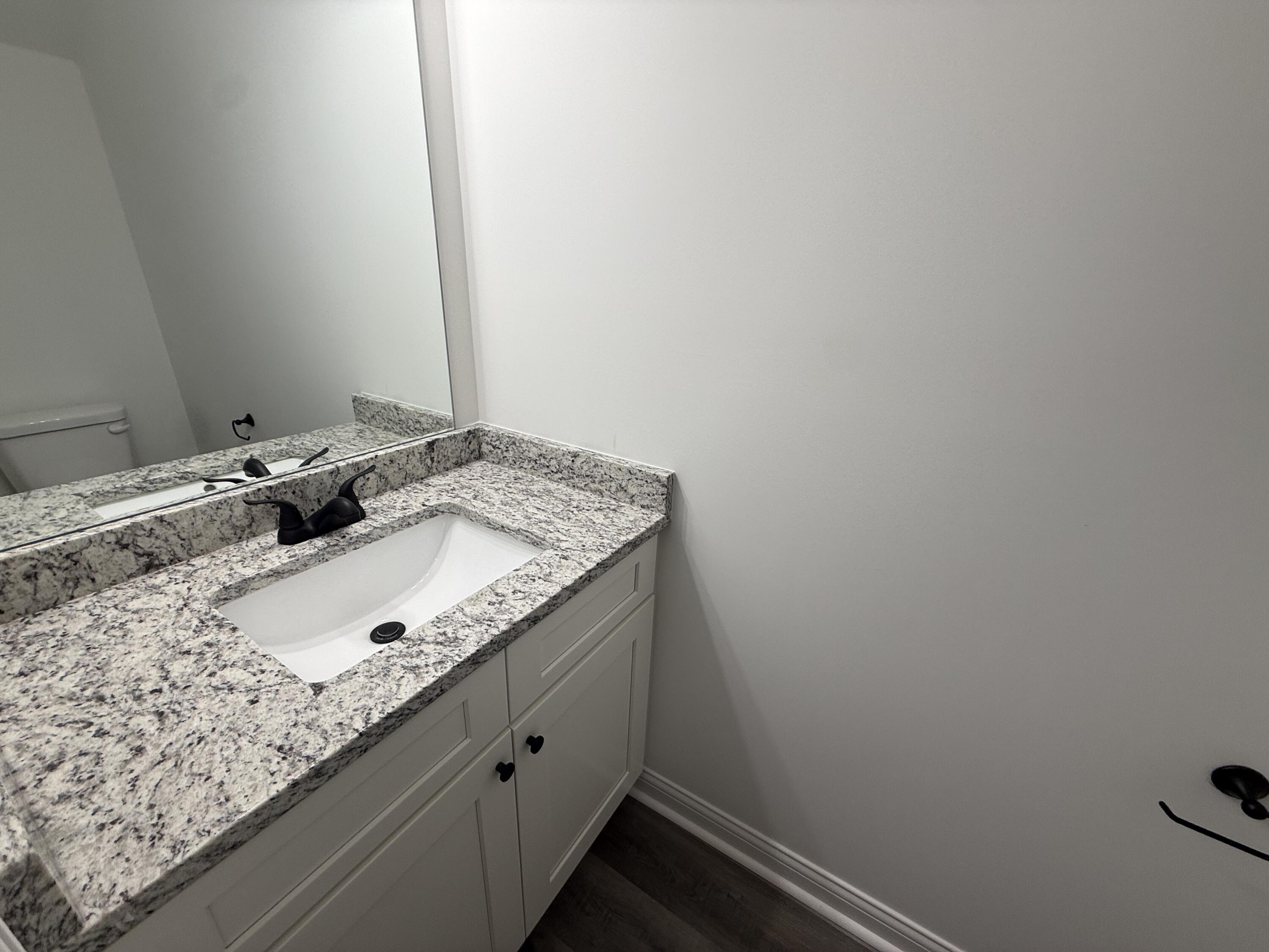 844 #6 Ridgewood Drive Property Photo 6