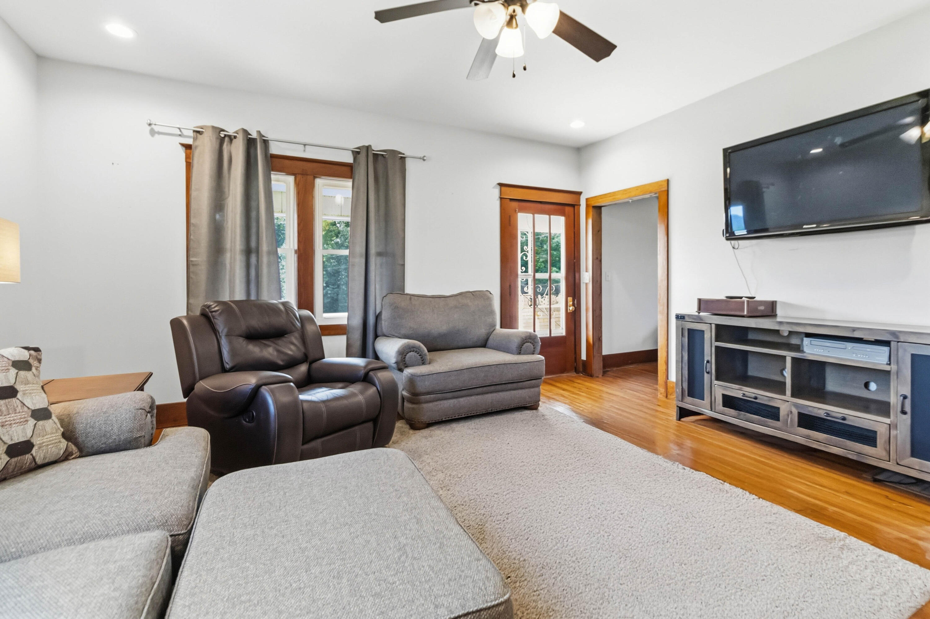423 Loop Road Property Photo 23