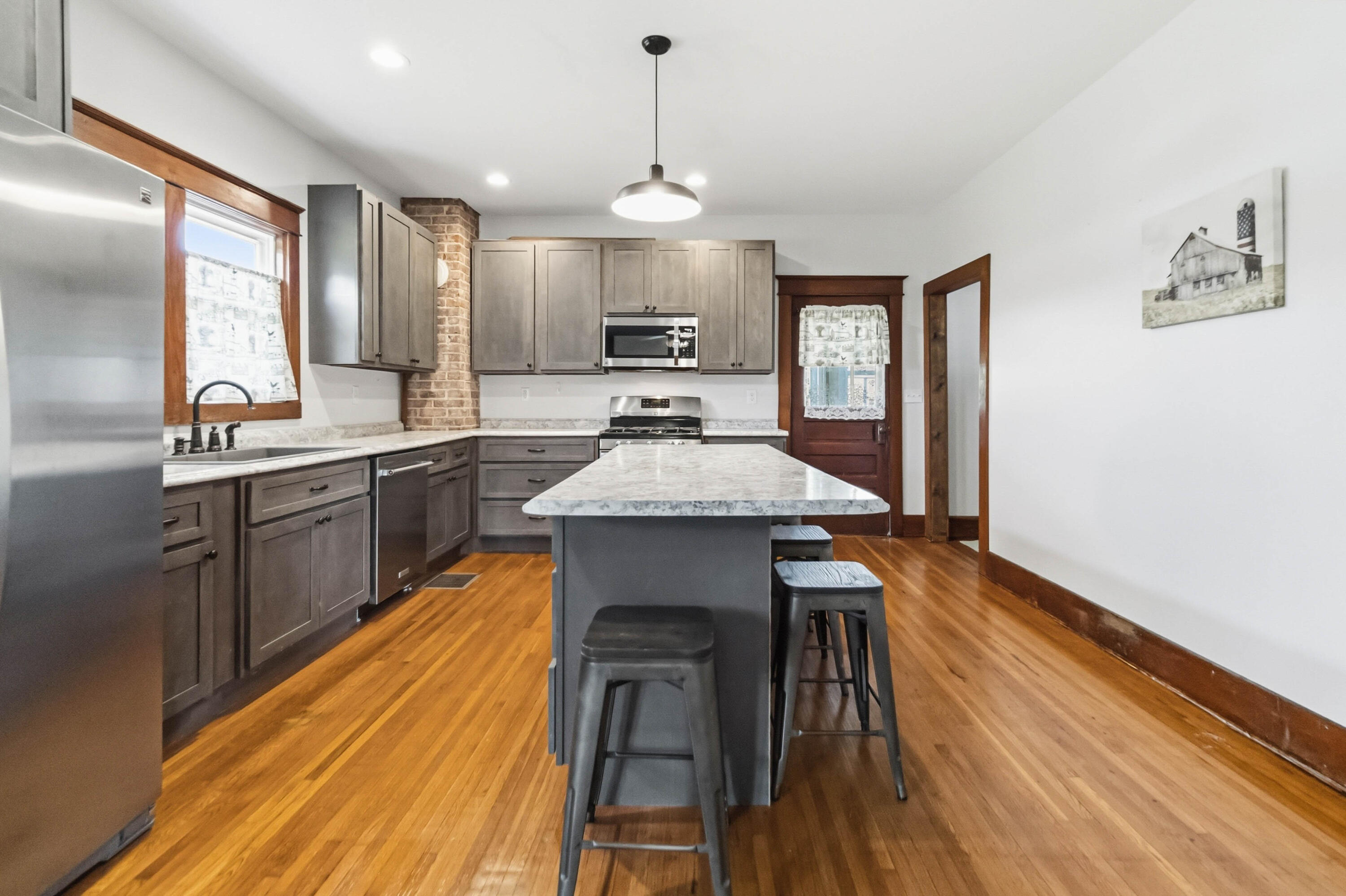 423 Loop Road Property Photo 29