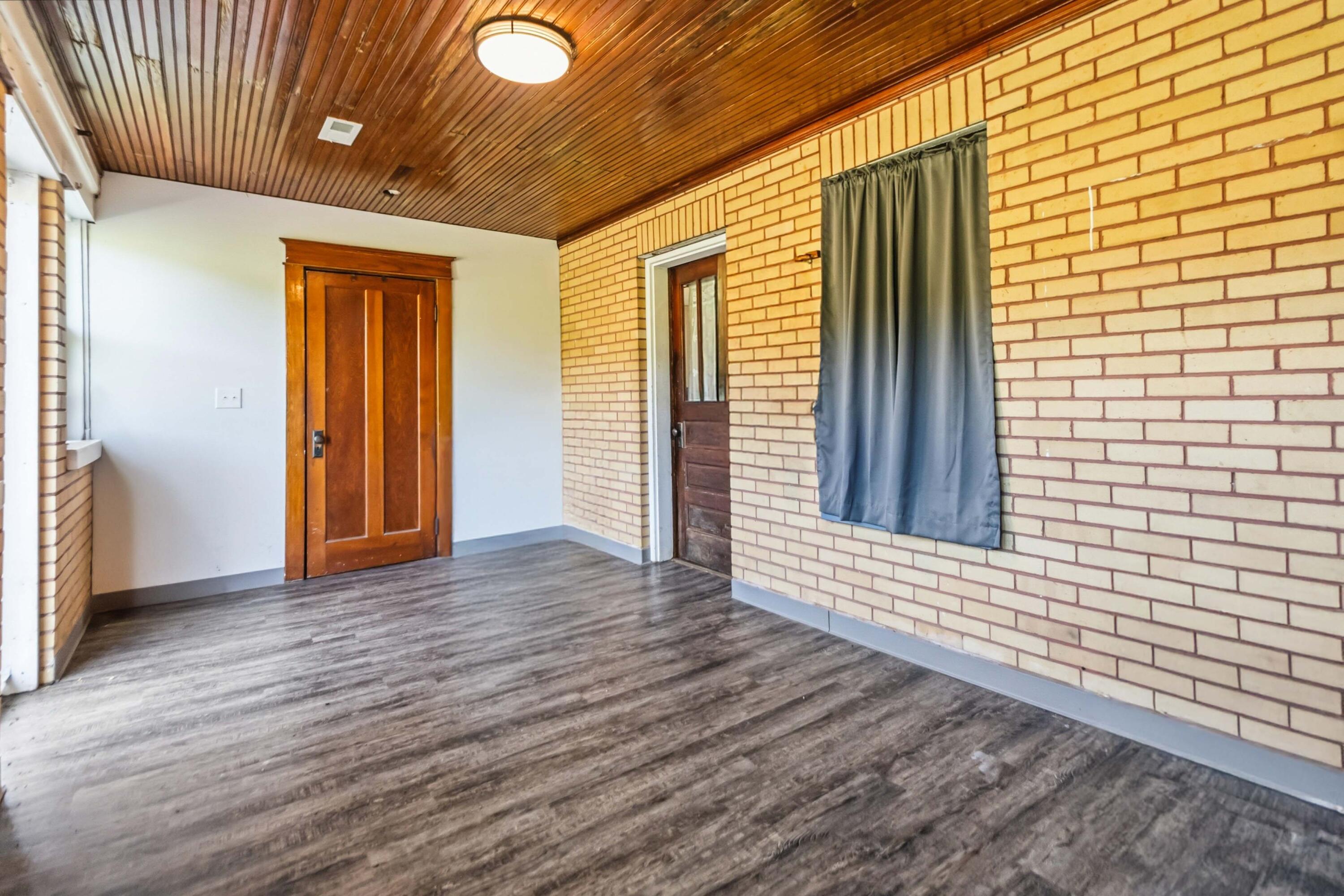 423 Loop Road Property Photo 35
