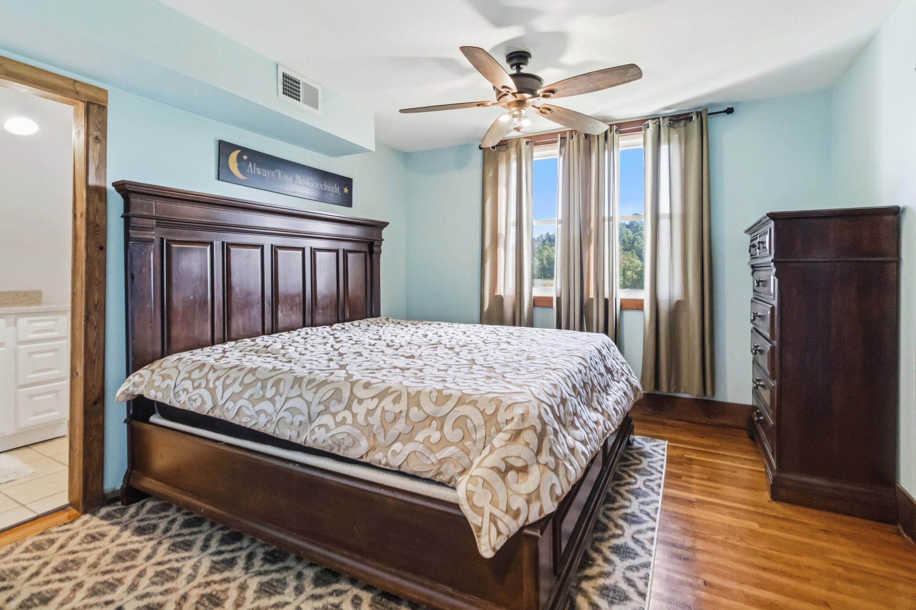 423 Loop Road Property Photo 43
