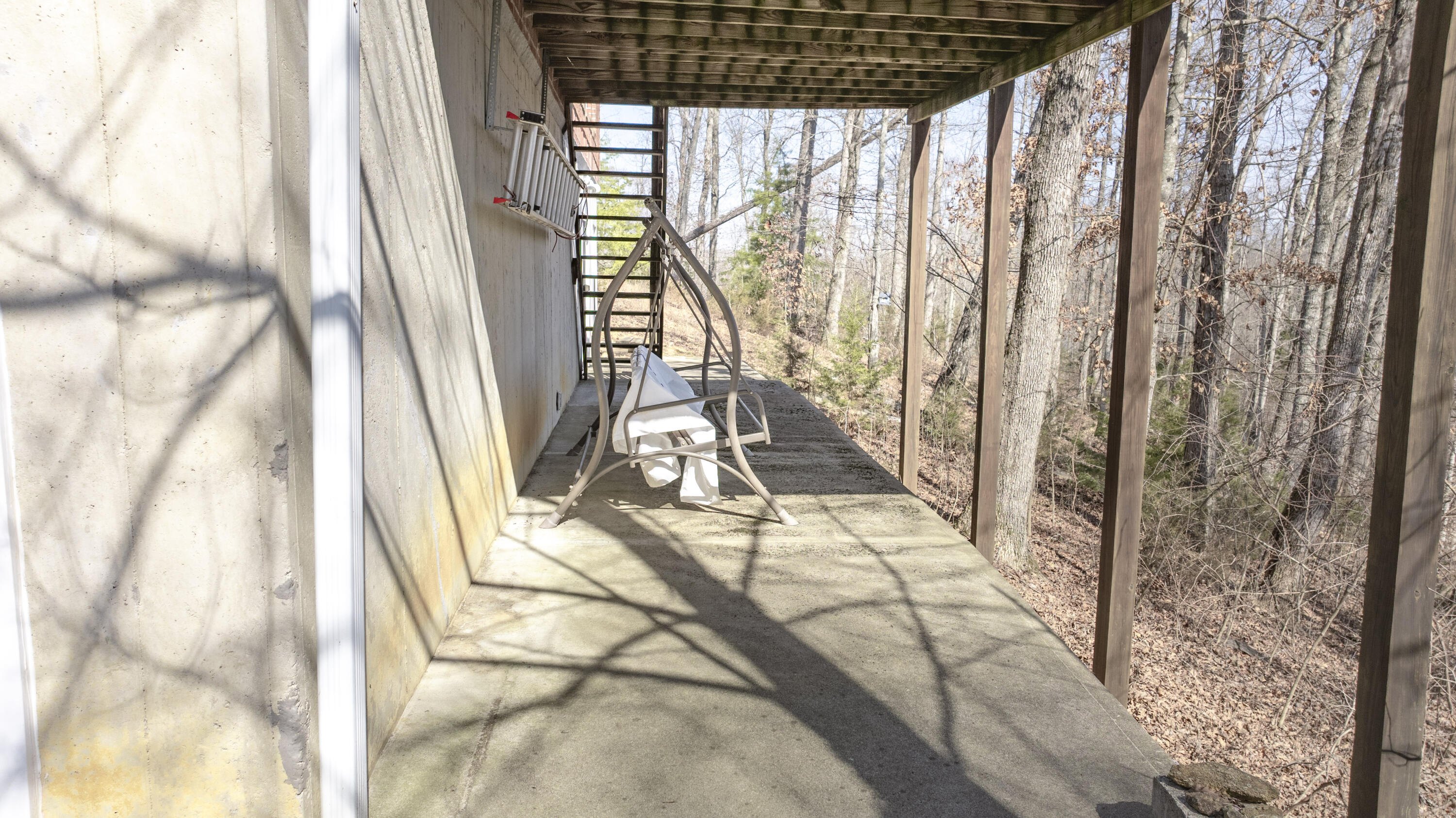 642 N Shore Drive Property Photo 15