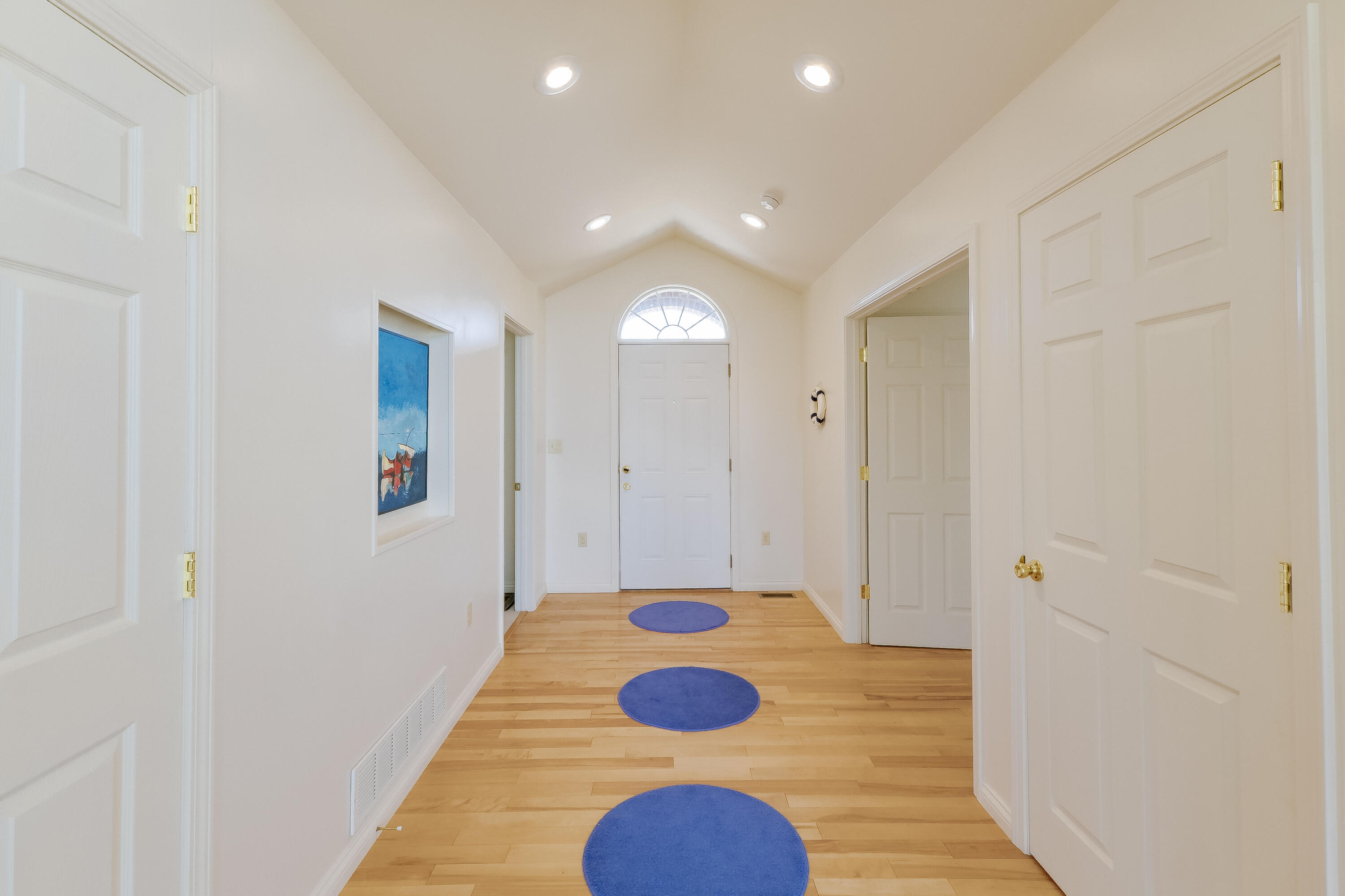 642 N Shore Drive Property Photo 23