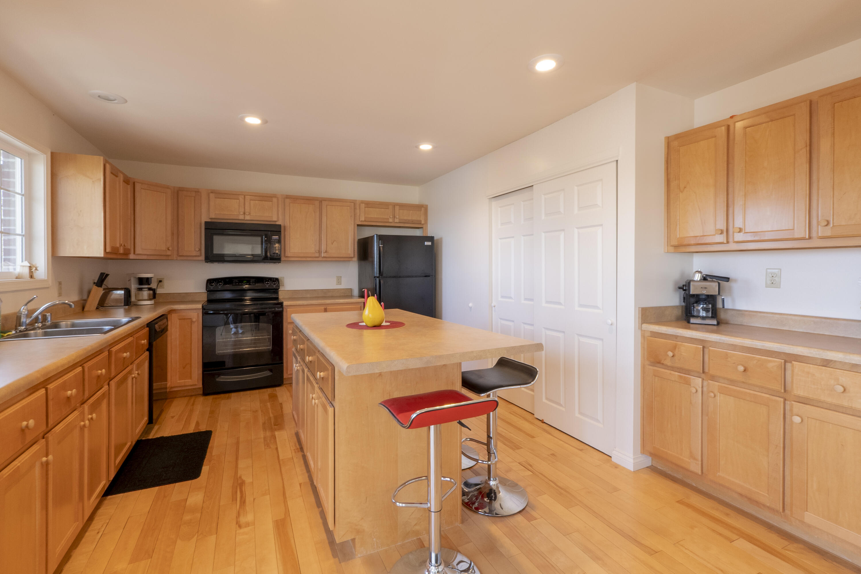 642 N Shore Drive Property Photo 39