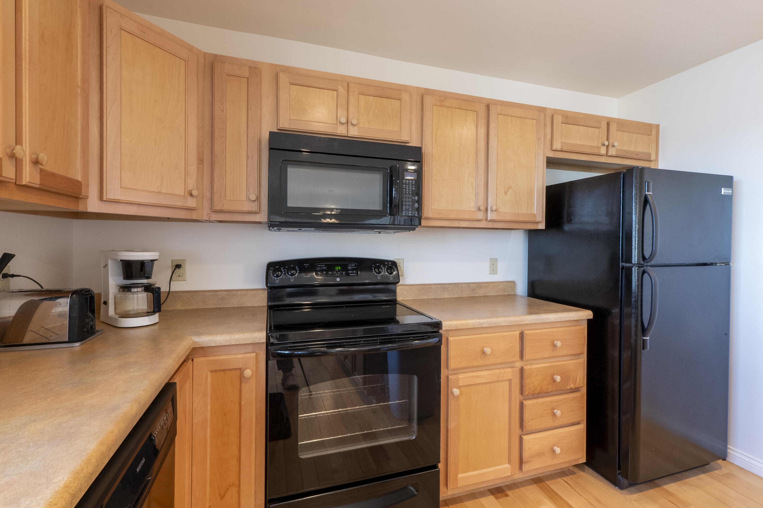 642 N Shore Drive Property Photo 43