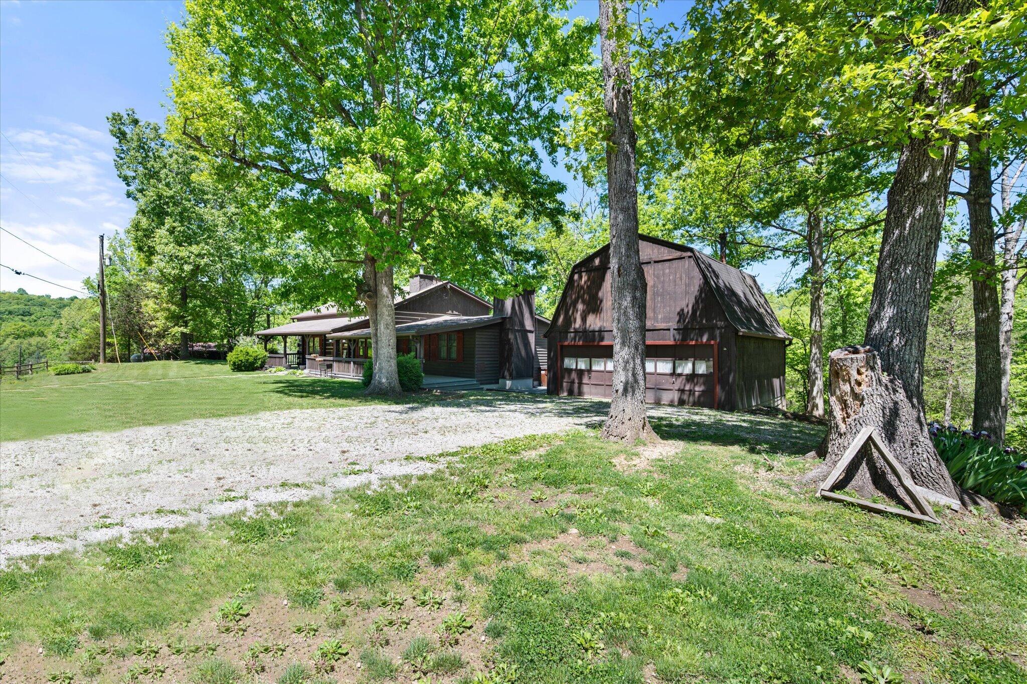 150 Lecompte Bottom Road Property Photo 3