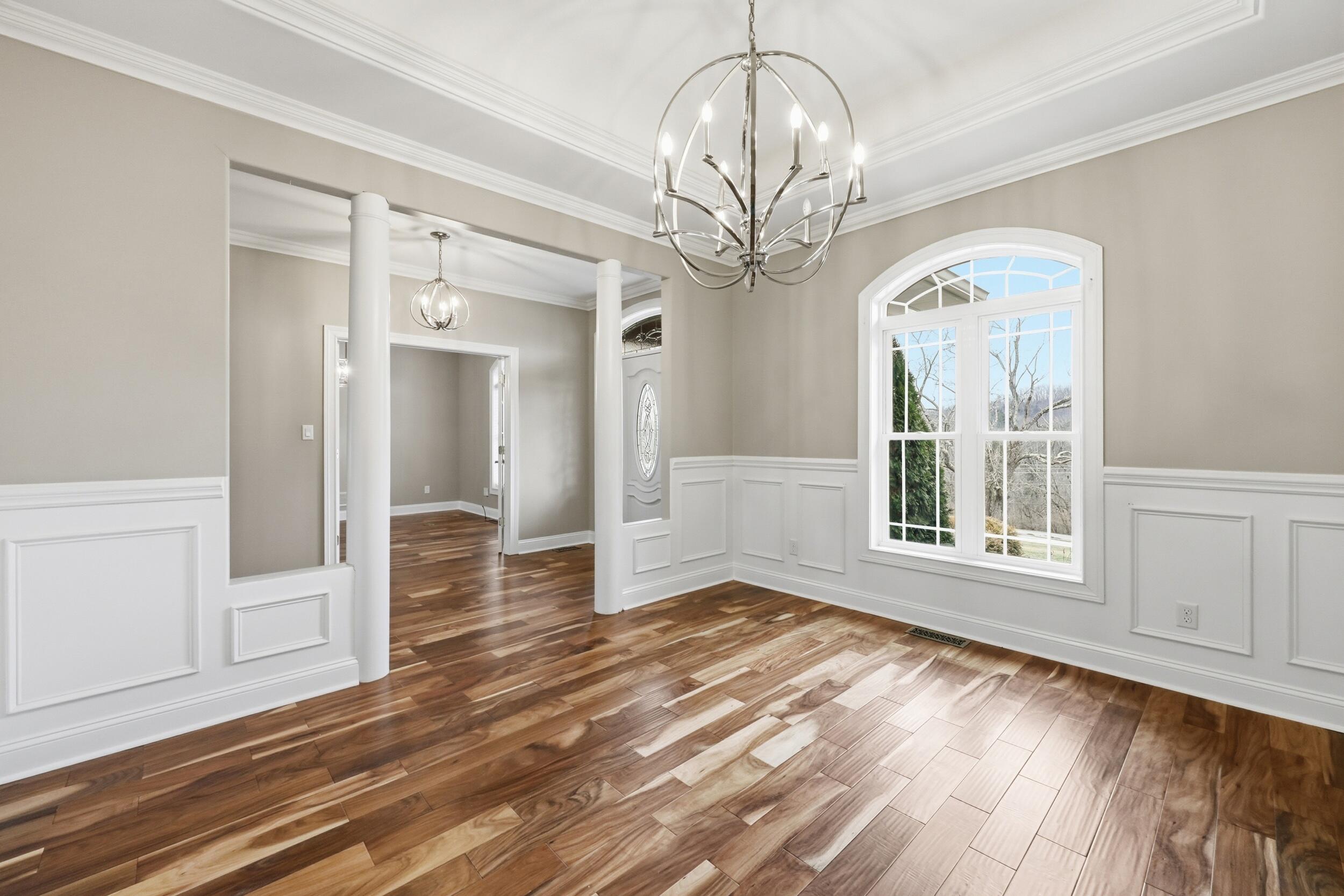 435 Avawam Drive Property Photo 12
