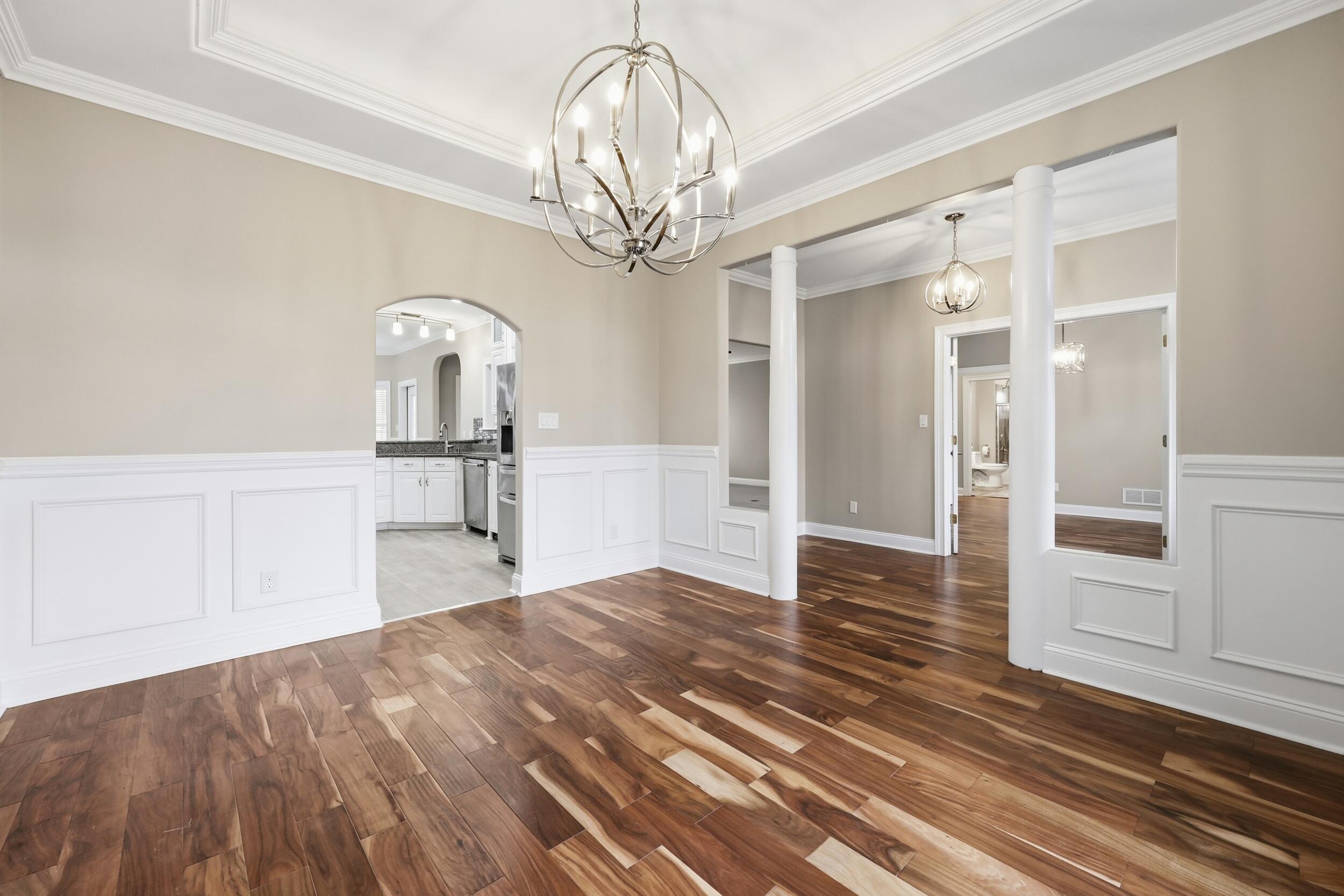 435 Avawam Drive Property Photo 14