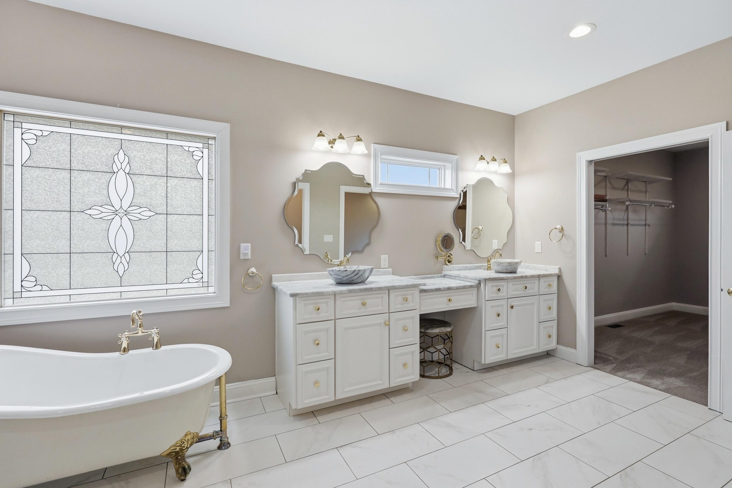 435 Avawam Drive Property Photo 44