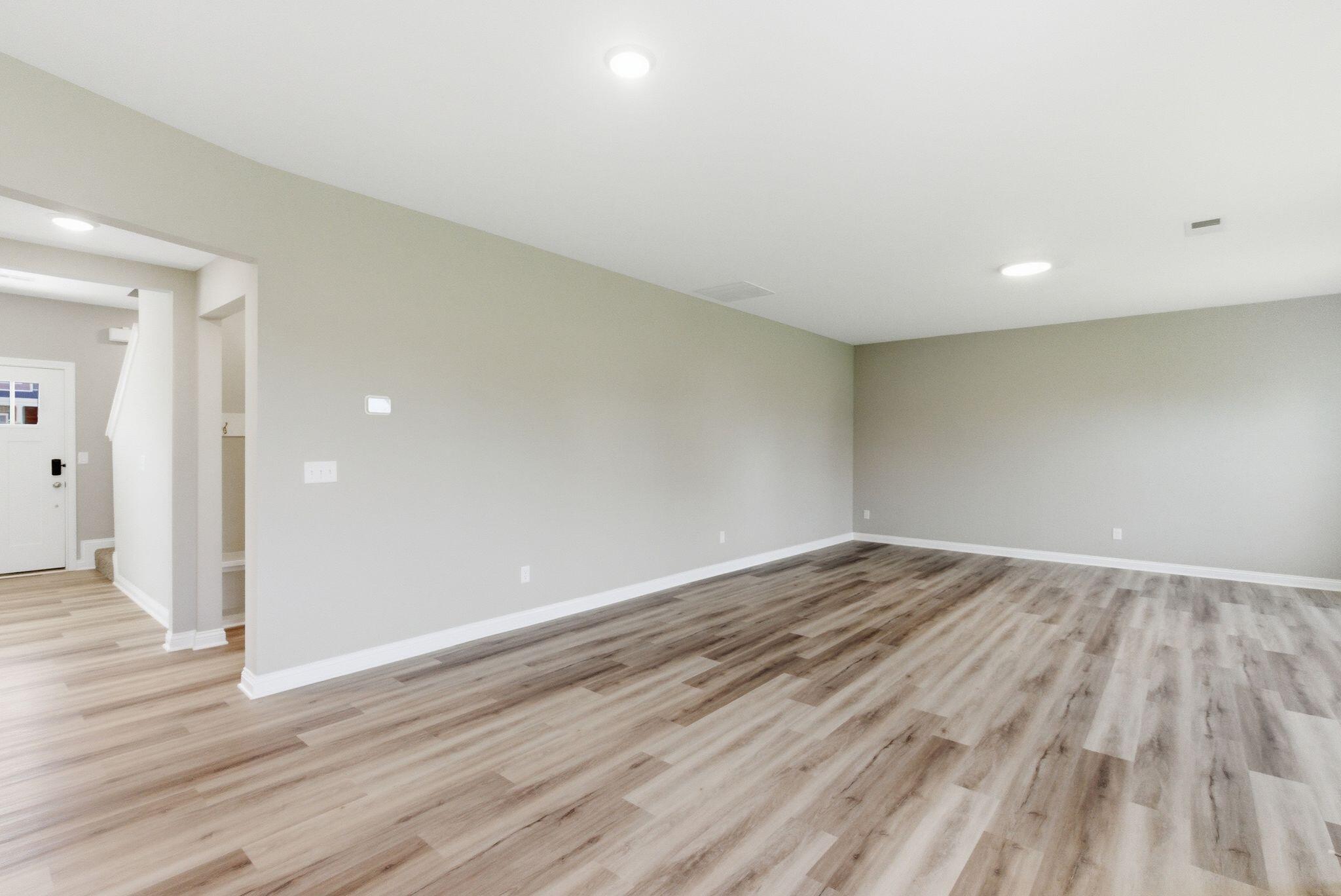 108 Clearwater Drive Property Photo 17