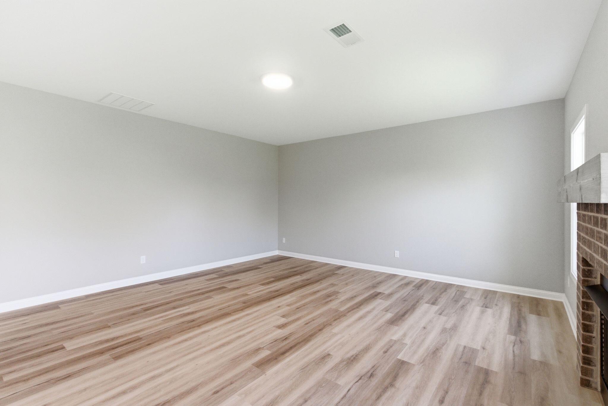 108 Clearwater Drive Property Photo 21